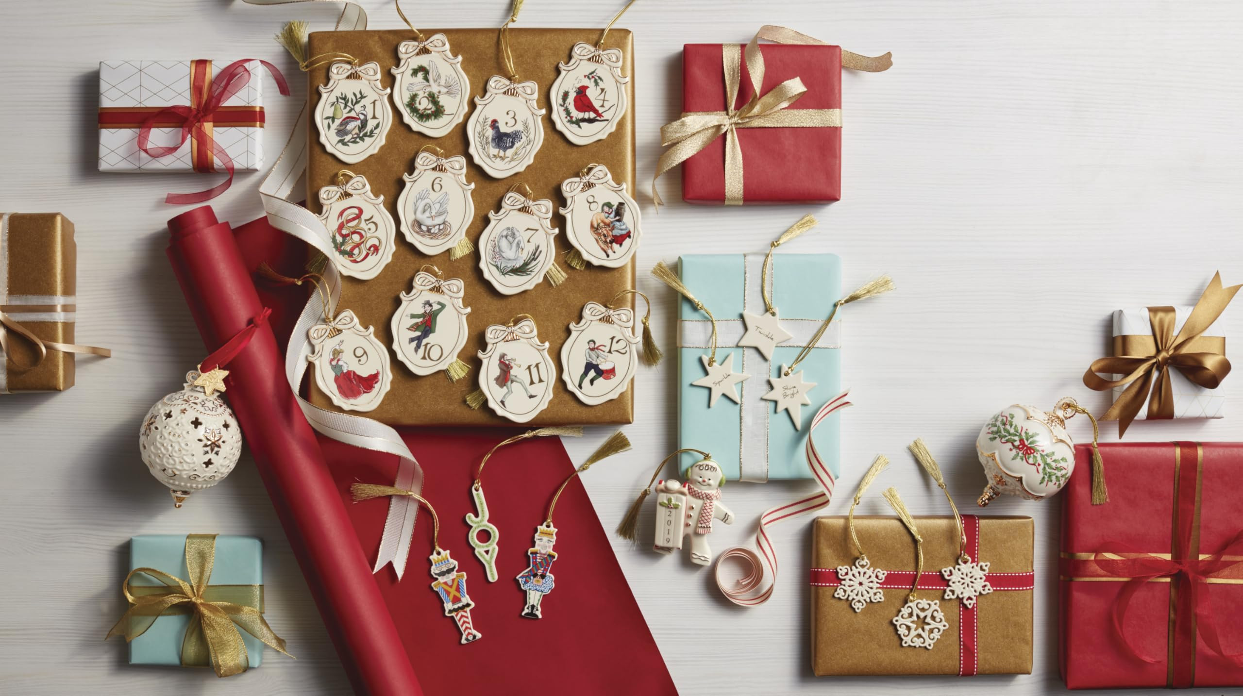 Lenox Ornament, Mini Snowflake 3-Piece Tree Ornament Set, Set Of 3, Porcelain Material, Gold Hang... | Amazon (US)