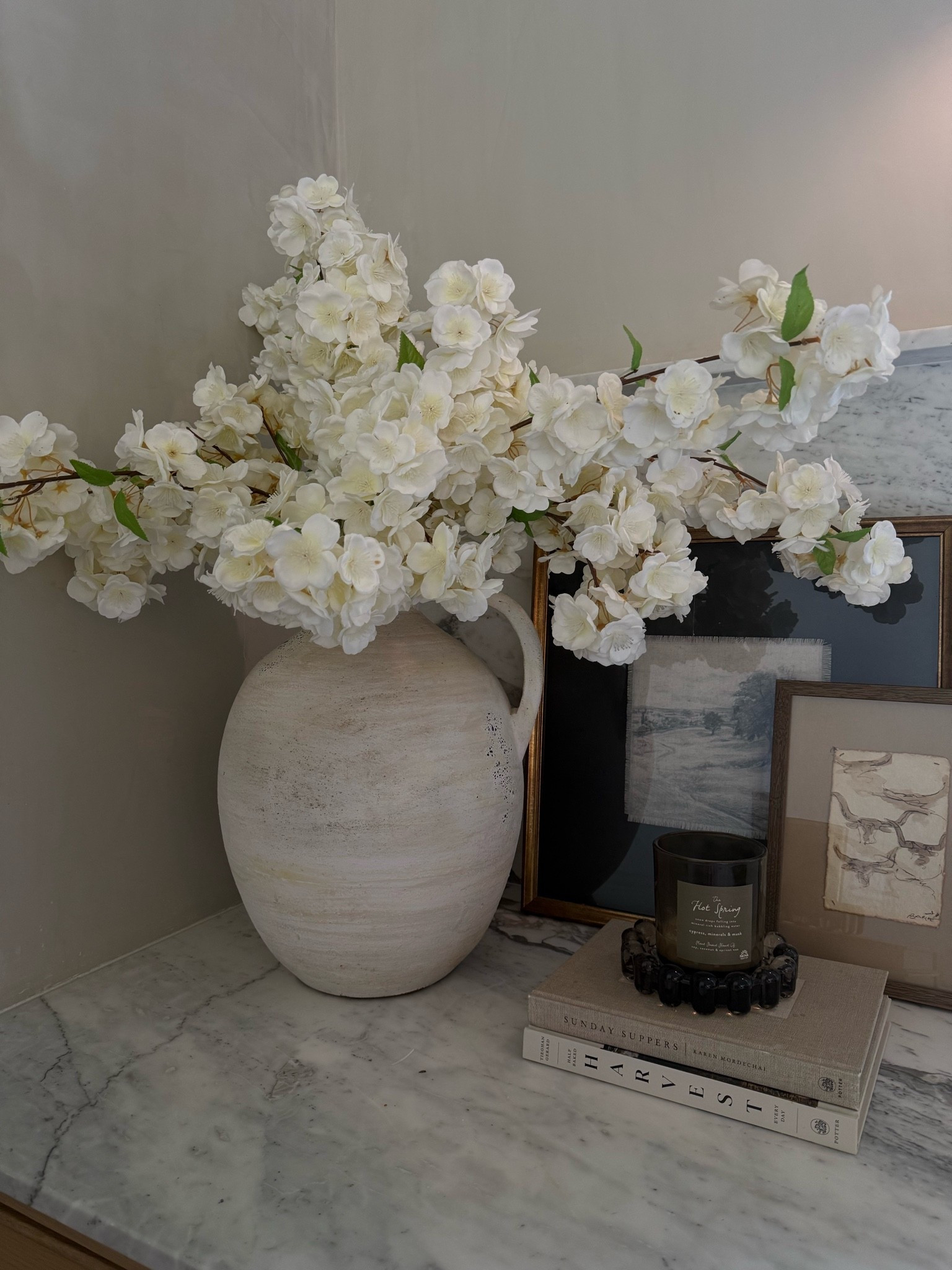The florals I keep in my kitchen all year round! 

Dressupbuttercup.com #dressupbuttercup #dederaad

#LTKmomlife #LTKSeasonal #LTKHome