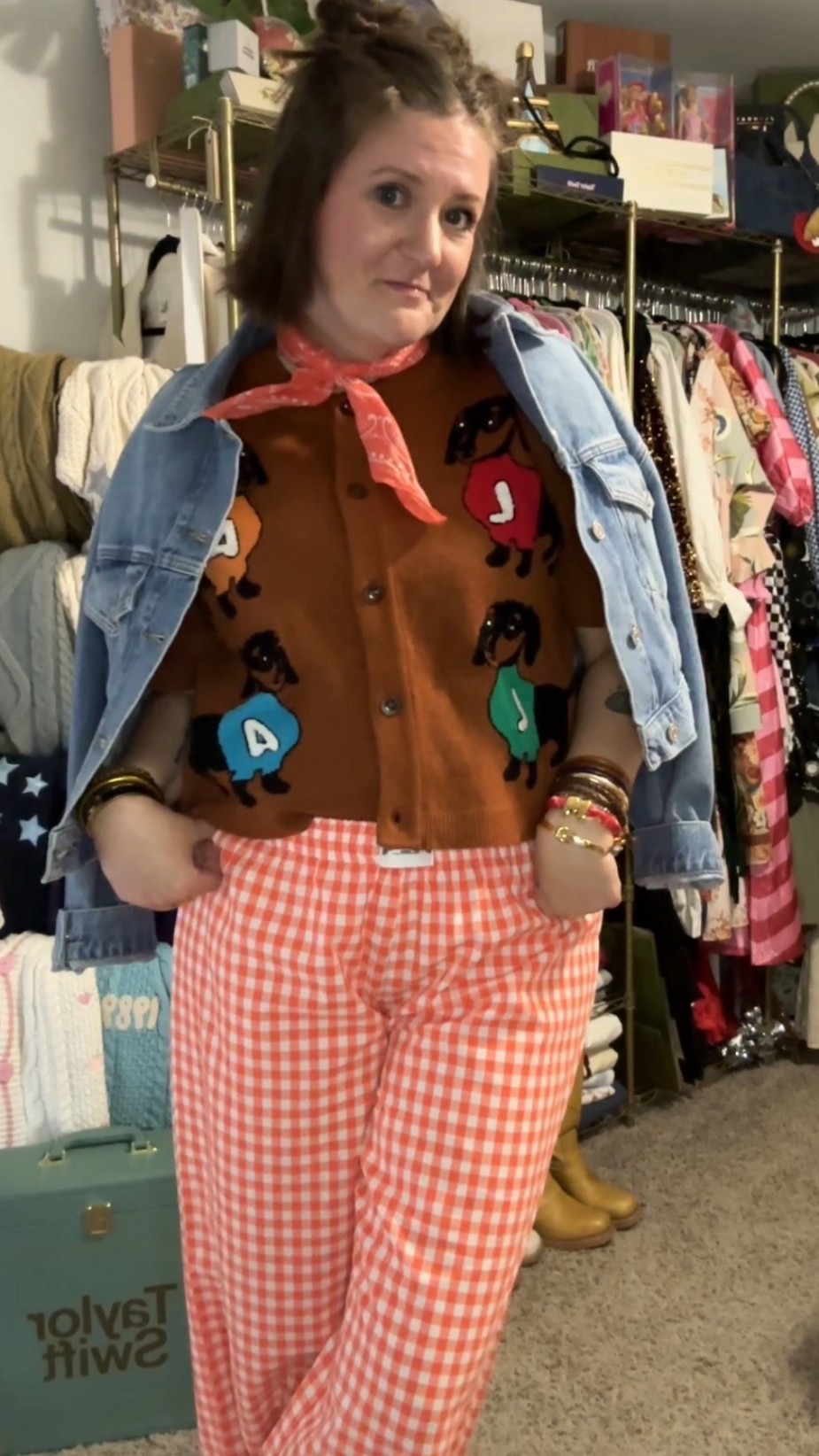 Weenie dogs and checkered pants are the perfect combination for this teacher outfit! 

#LTKFindsUnder50 #LTKStyleTip #LTKWorkwear