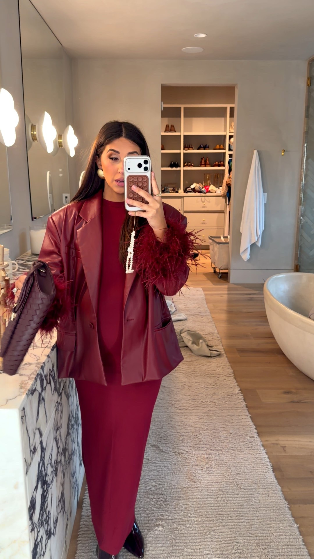 Linking my recent Walmart decor items I got…12/10 I got very similar nutcrackers to some $$$ & they look so good. 

Dressupbuttercup.com #dressupbuttercup #dederaad 

#LTKHoliday #LTKSeasonal #LTKGiftGuide