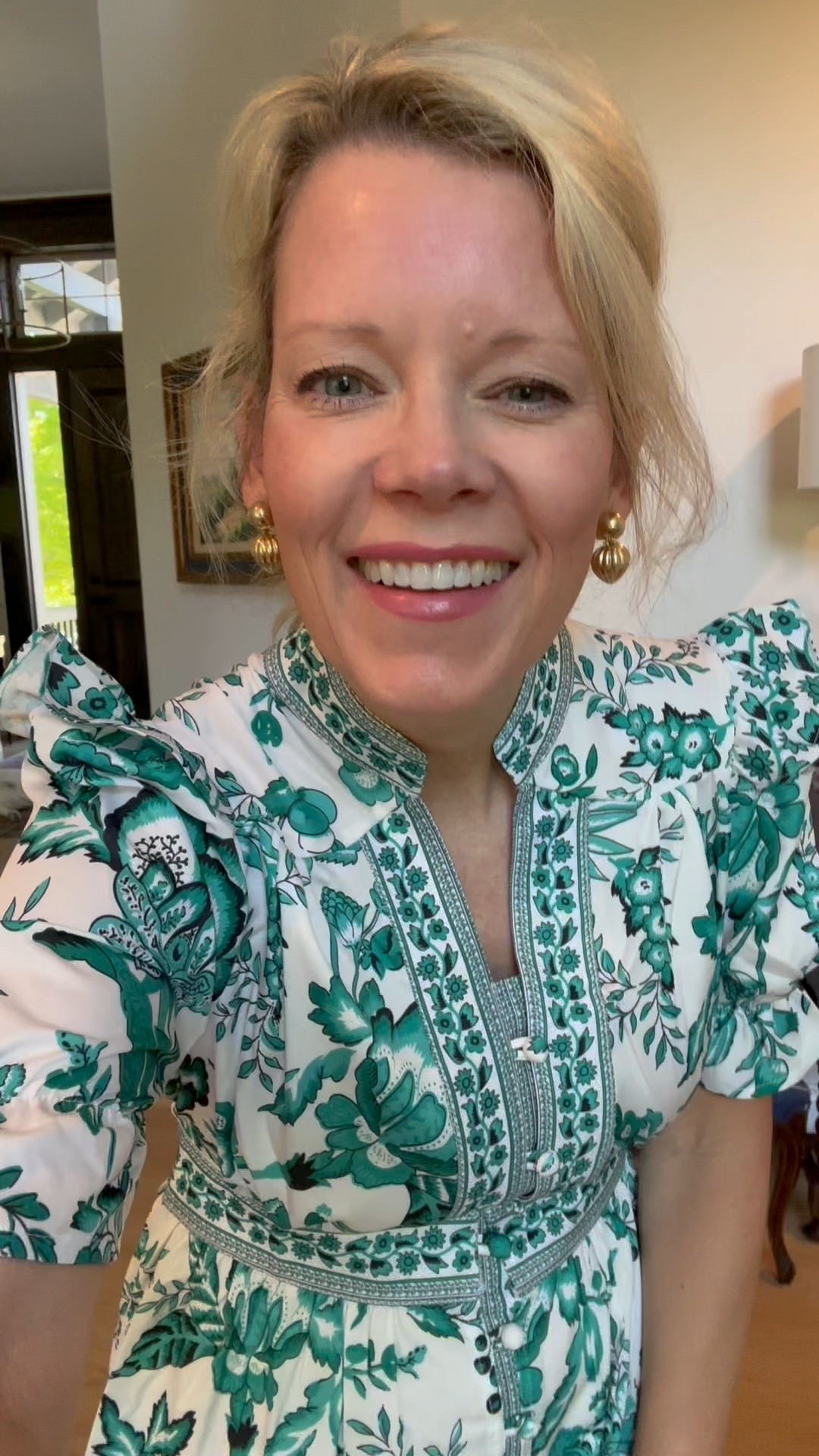 My best selling Amazon dress from last year but in a pretty green and white. The dress is so beautiful and looks like a designer but with an Amazon price tag. I am typically a size 4 in dresses and the extra small fits perfectly. It comes in a lot of different colors and sizes and I love it! You will too!

#LTKFindsUnder50 #LTKWorkwear #LTKParties