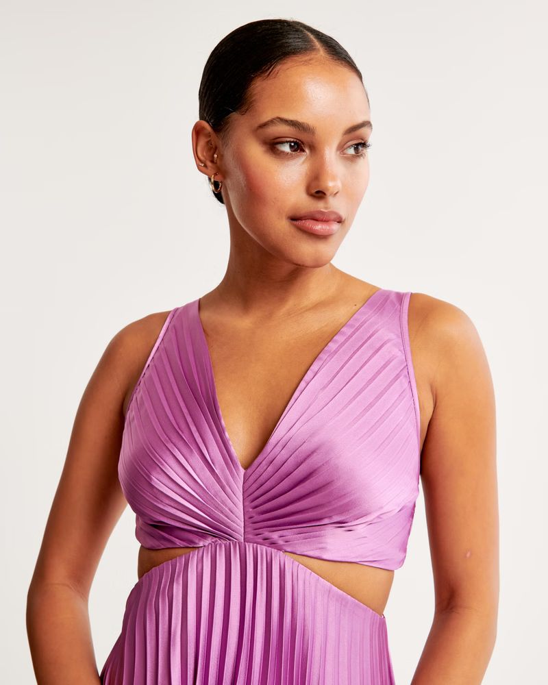 Women's The A&F Giselle Pleated Cutout Maxi Dress | Women's The A&F Wedding Shop | Abercrombie.co... | Abercrombie & Fitch (UK)