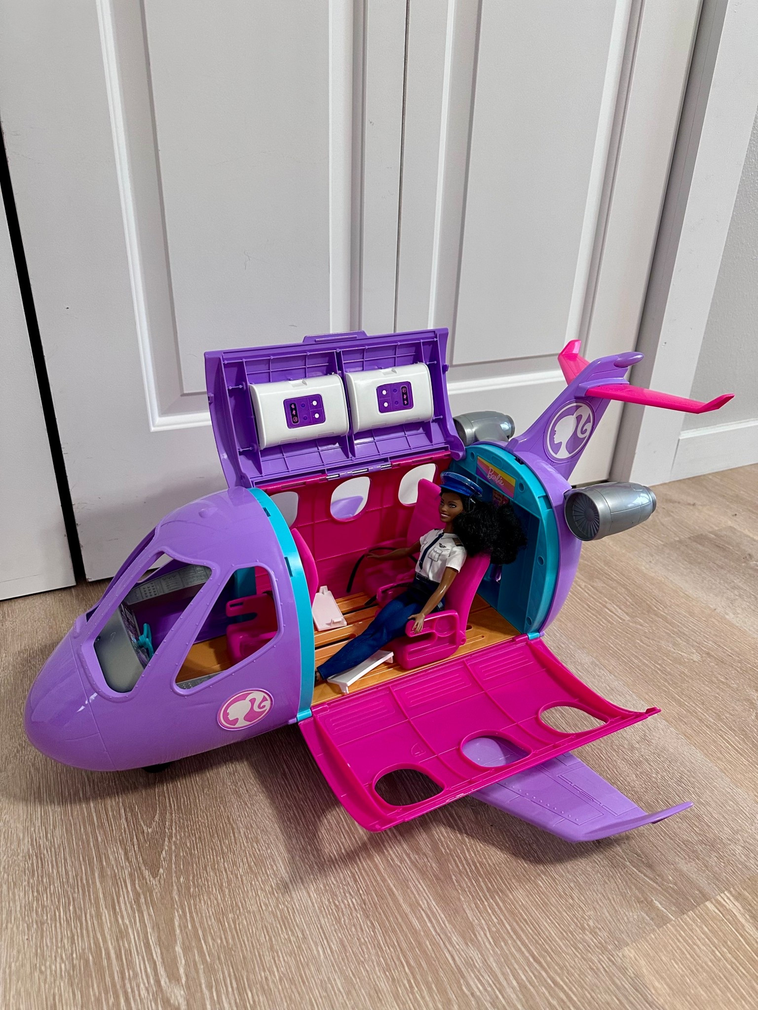 Up, up, and away ✈️💖
The Barbie Airplane Adventures Playset with Pilot Doll has been on repeat over here. From boarding calls to snack service to “fasten your seatbelts” announcements, the imagination is flying nonstop 😂

It opens up for full play inside, has the cutest little details, and keeps my kiddos busy creating their own travel adventures (while I pack real-life suitcases 🙃).

Such a fun gift idea or boredom buster for little travelers-in-training ✨

#LTKkids #ToyFinds #ImaginativePlay #GiftIdeas #MomLife


#LTKKids #LTKTravel #LTKspring