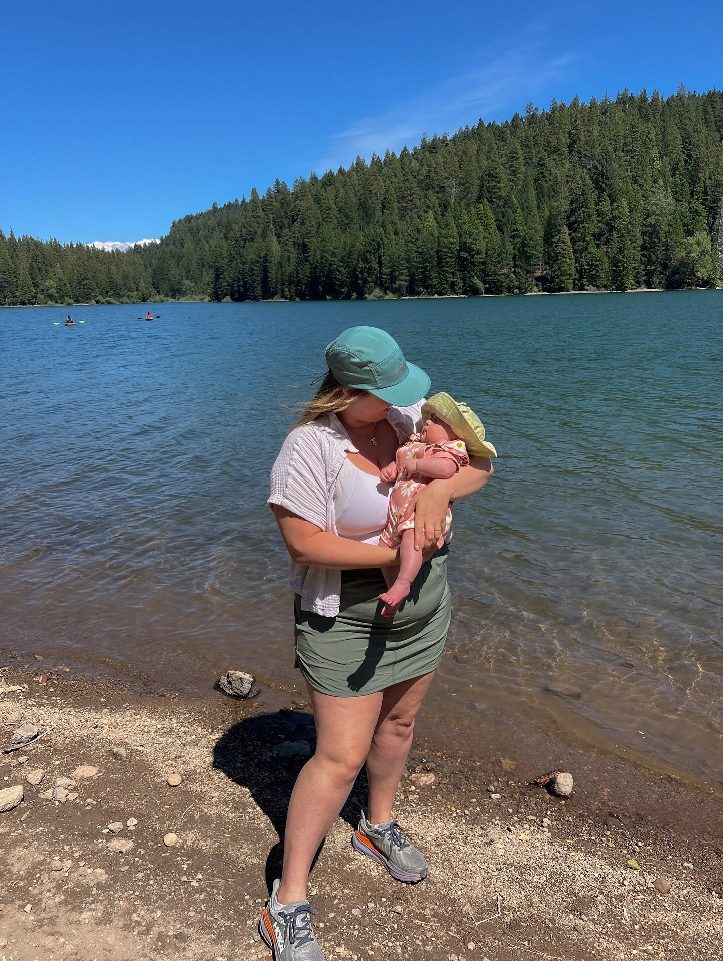 more days like this please 🌞

#california #lakedays #norcal #adventureswithbabies #weekendadventures #mountainlife