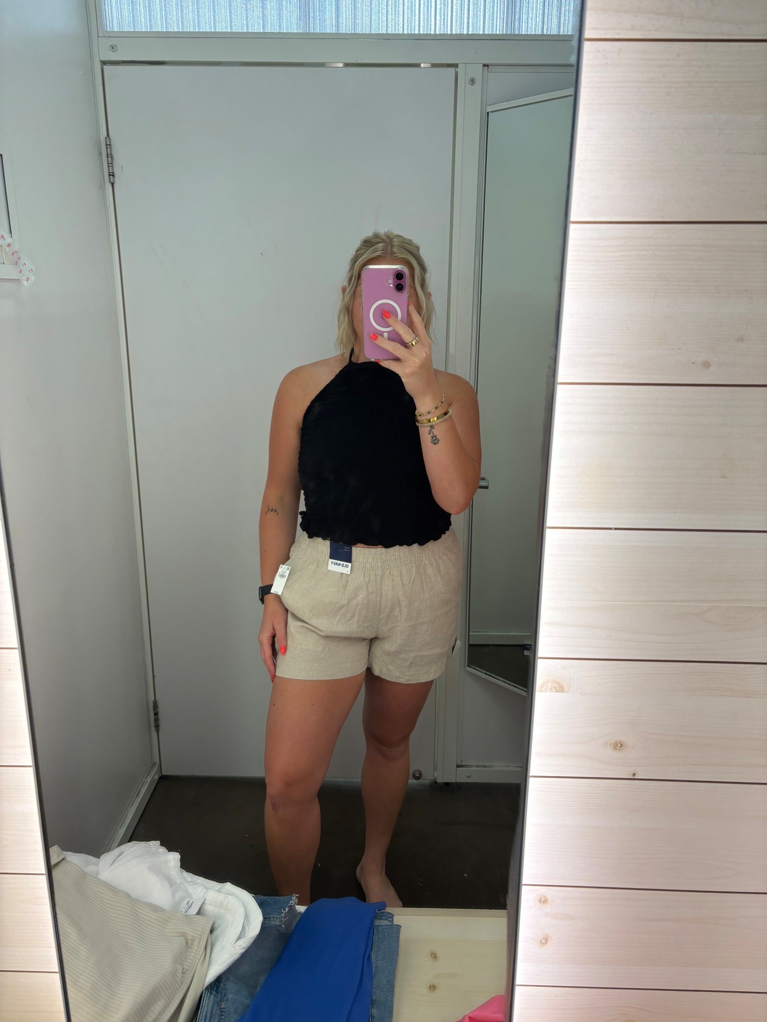 old navy outfit! Shorts L Top M

#LTKStyleTip #LTKMidsize #LTKFindsUnder50