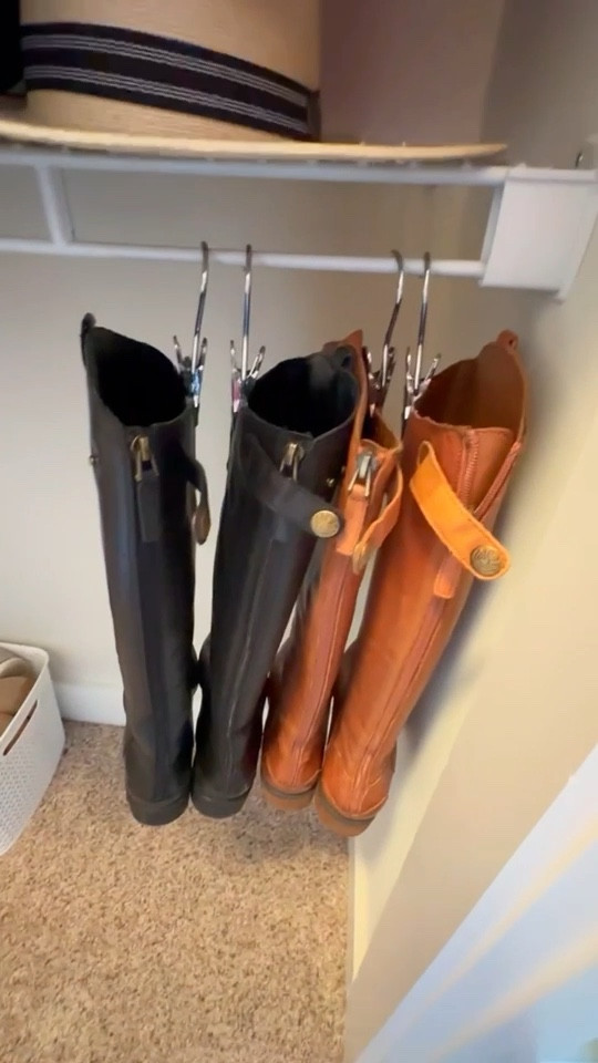 ‼️“I just need a little edit and someone to help decide what clothes to donate” -says MollyB client
.
Sometimes we all need is someone to walk through our closet with us and tell us what to purge 👊🏼
.
.
@amazon
@target
.
.
.
#closetorganizing
#closetorganization
#closetideas
#mondaymotivation
#goodwillrun
#closetinspo

#LTKfamily #LTKhome #LTKbeauty