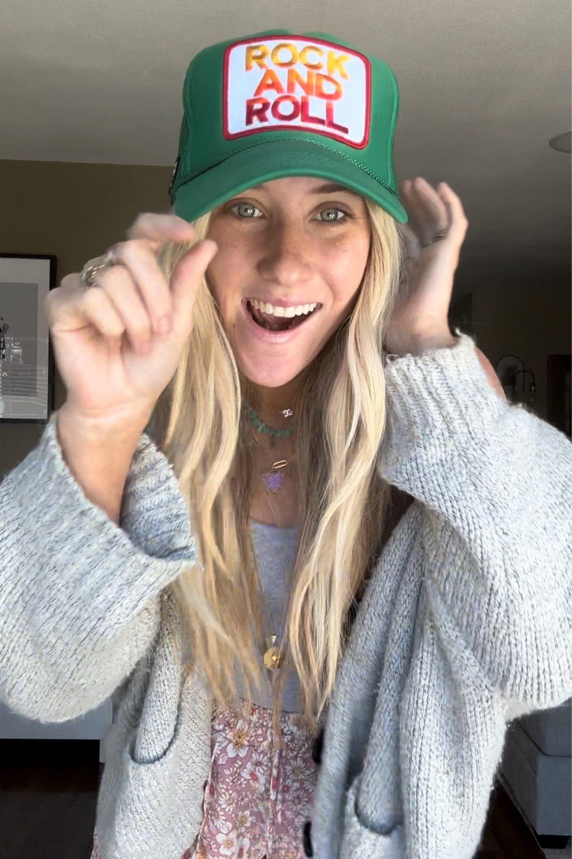 Cutest trucker from aviator nation 

#LTKSeasonal #LTKfindsunder100 #LTKfindsunder50