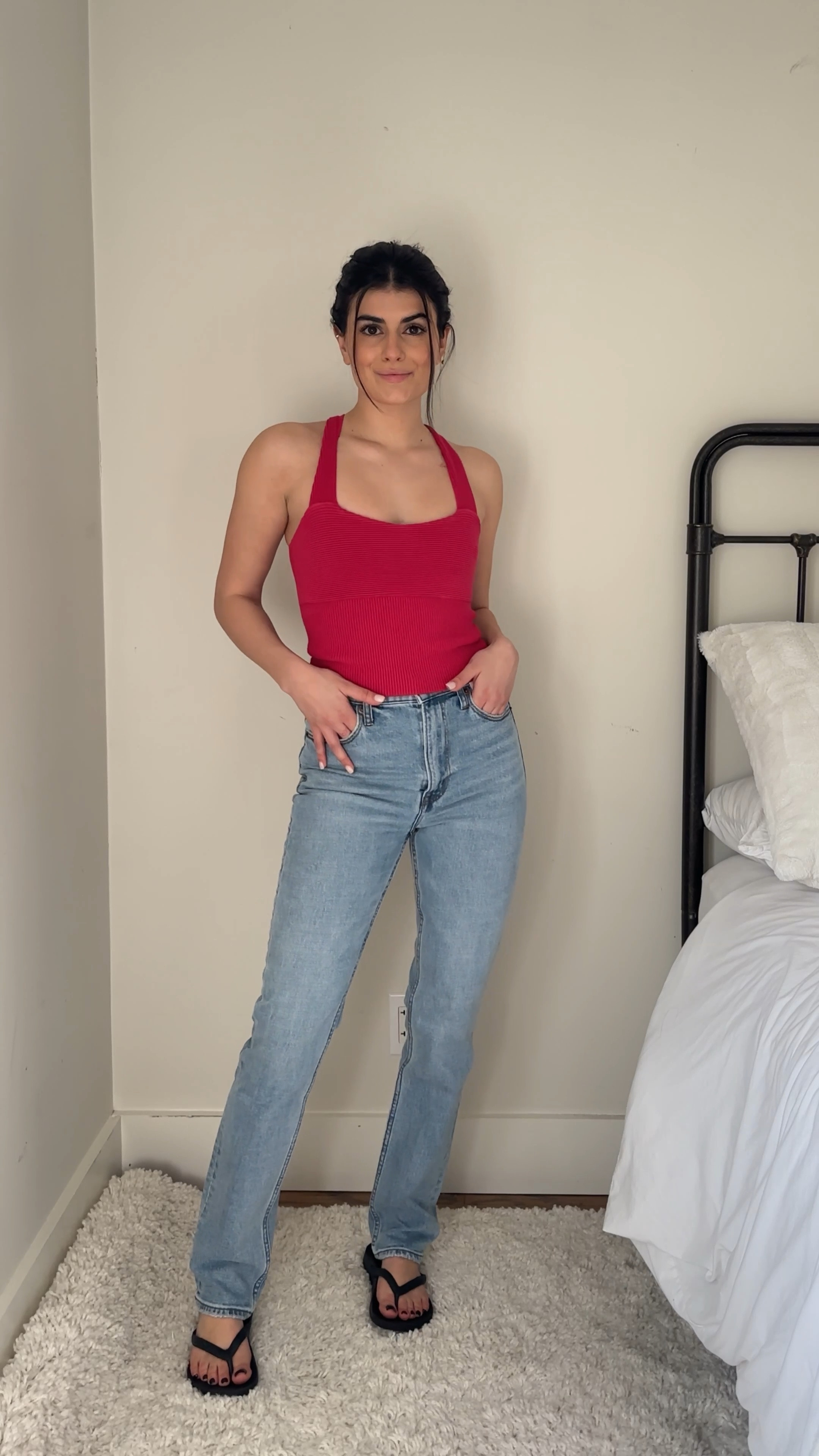 The viral Tiktok jeans! Wearing a size 26R & xs top! 🌸✨

 #denim #springstyle #abercrombiedenim 


#LTKstyletip #LTKfit #LTKSeasonal