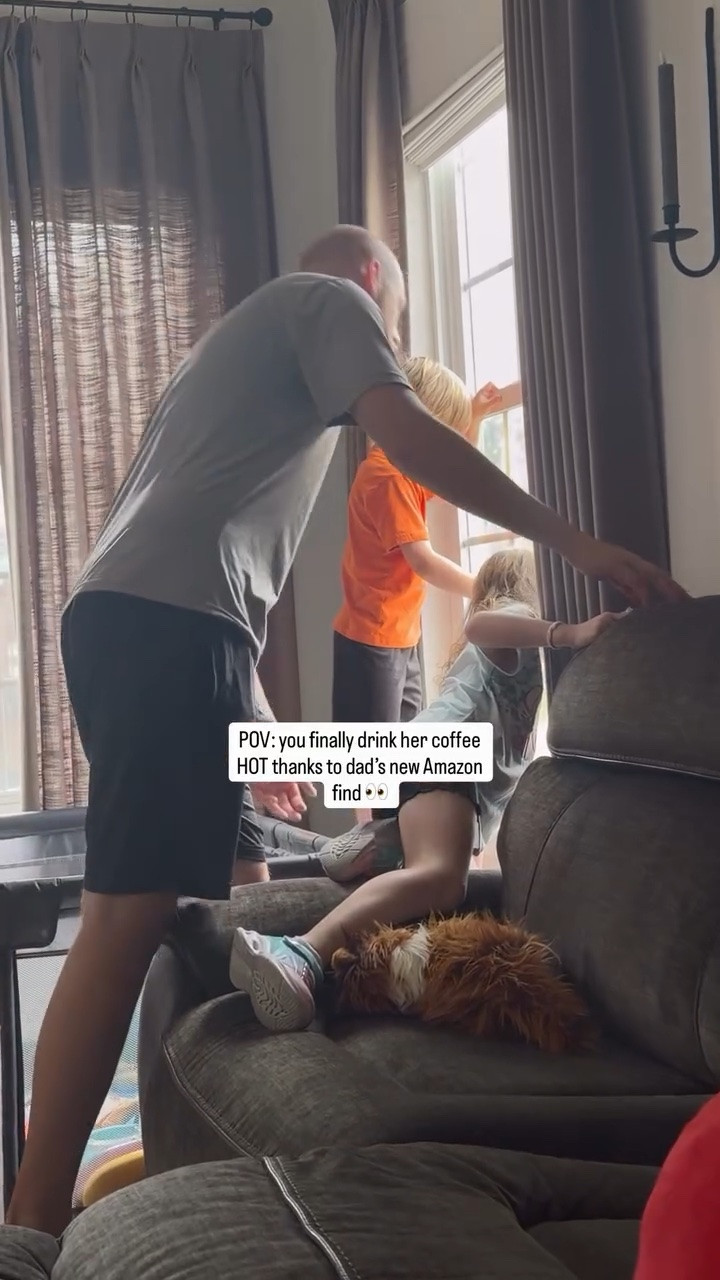 Like & save for a gift idea // then comment BIRD & I’ll send you the direct link 🔗 

This little bird feeder camera has officially become our new favorite family activity. It alerts us whenever a bird lands, lets us watch them live from the app, and somehow keeps the kids entertained longer than half their toys 😅

Honestly one of those random Amazon finds that ended up being WAY cooler than expected. The kids are obsessed and now I can have 10 quite minutes to myself in the morning 😂

Comment BIRD & I’ll send you the link 🫶🏻🤎
Follow @alwaysakozyhome for more home finds 

#amazonfinds #birdfeedercamera #amazonhomefinds #momlife #familyfun

#LTKHome #LTKmomlife #LTKKids