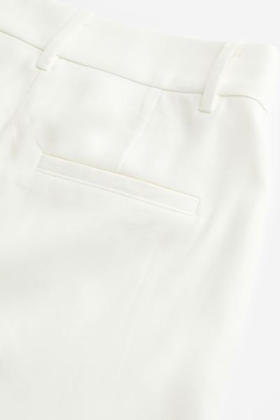 Twill Bermuda shorts | H&M (UK, MY, IN, SG, PH, TW, HK)