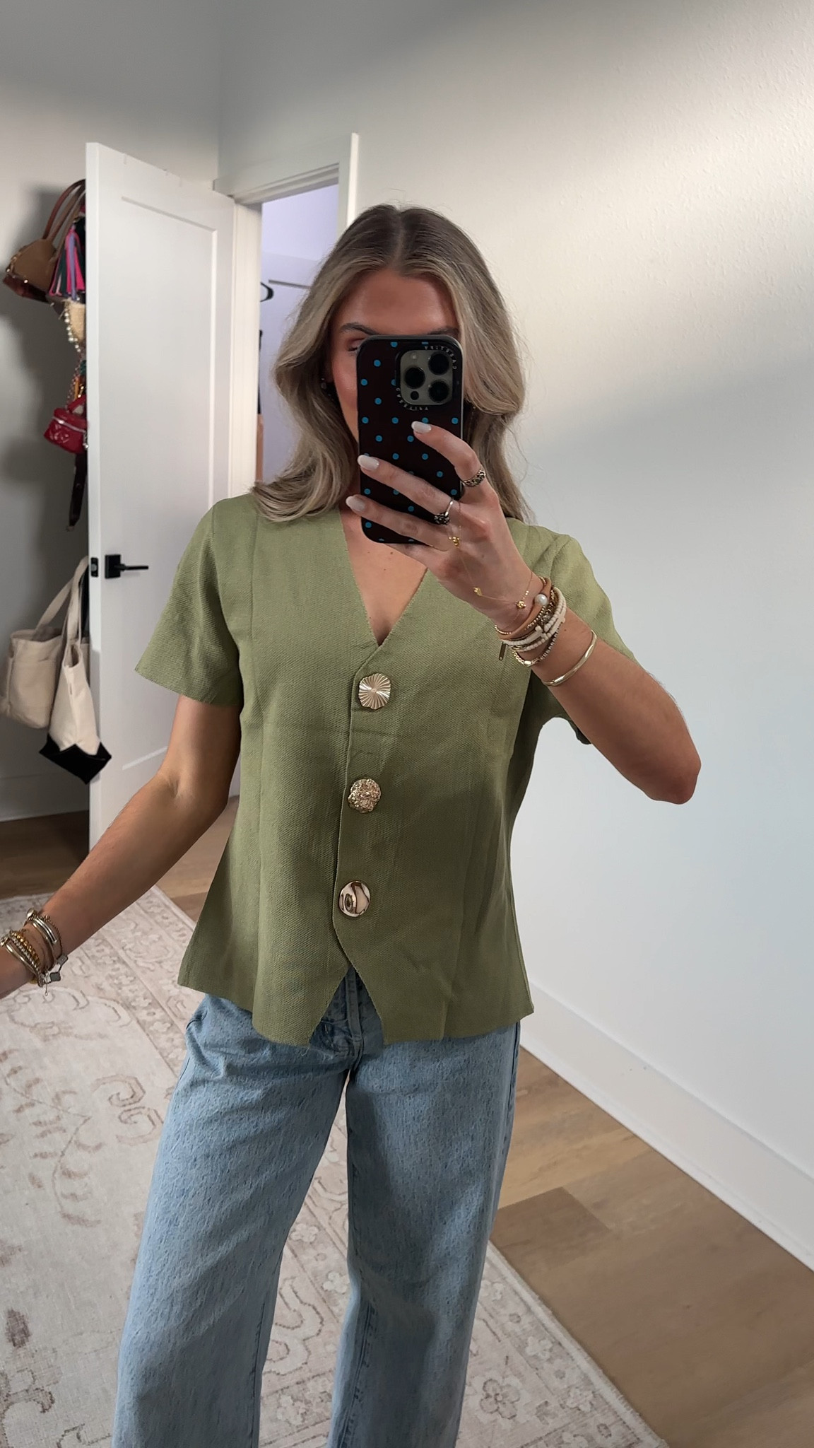 Amazon size small Daacee Women’s Short Sleeve Cardigan Sweaters Trendy V Neck Snap Gold Buttons Structured Cropped Cardigans Knit Tops

#LTKootd #LTKSeasonal #LTKWorkwear