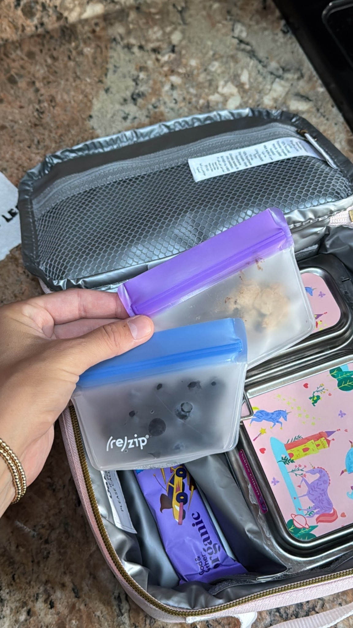 Reusable zip baggies for kids’ lunch!!🧃🫐

Lunch box// back to school// toddlers// preschool 

#LTKBaby #LTKKids