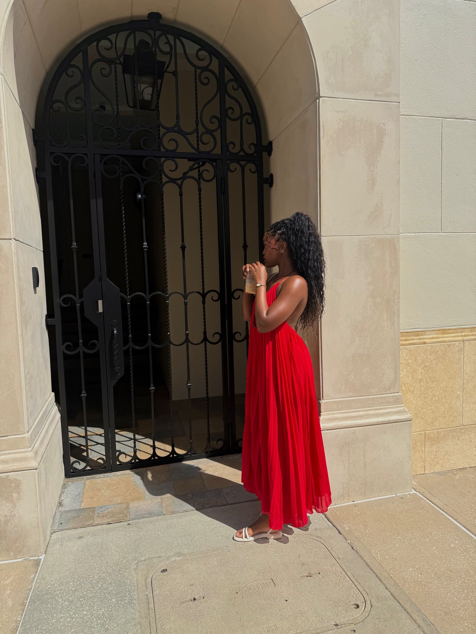 Not so little red dress 

#LTKFindsUnder50 #LTKTall #LTKNYFW