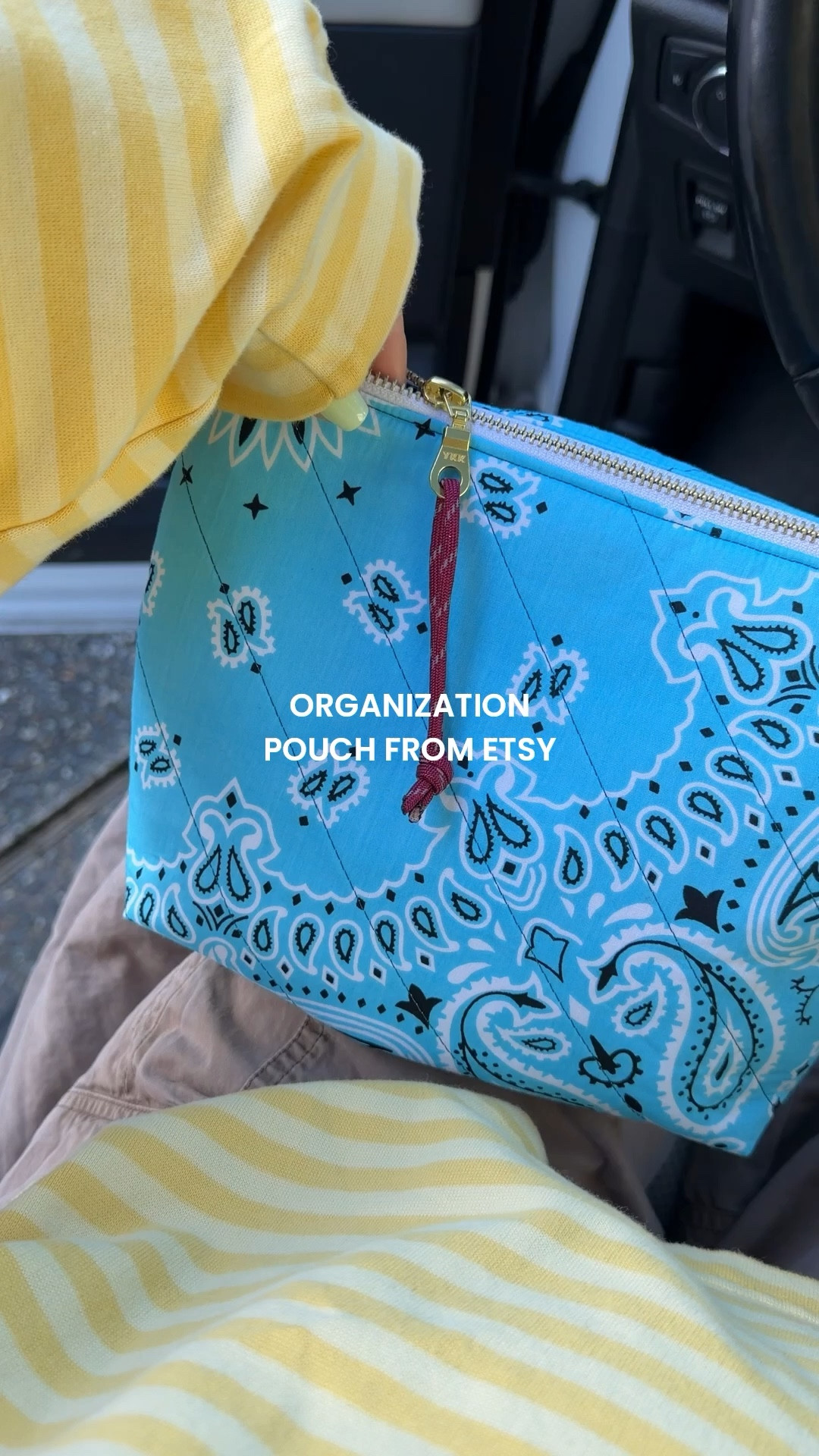 Cutest bandana pouch from Etsy! I will use when the baby is here for organization in my purses and bags! 

#etsy #bresheppard #bandana #organization #zippouch