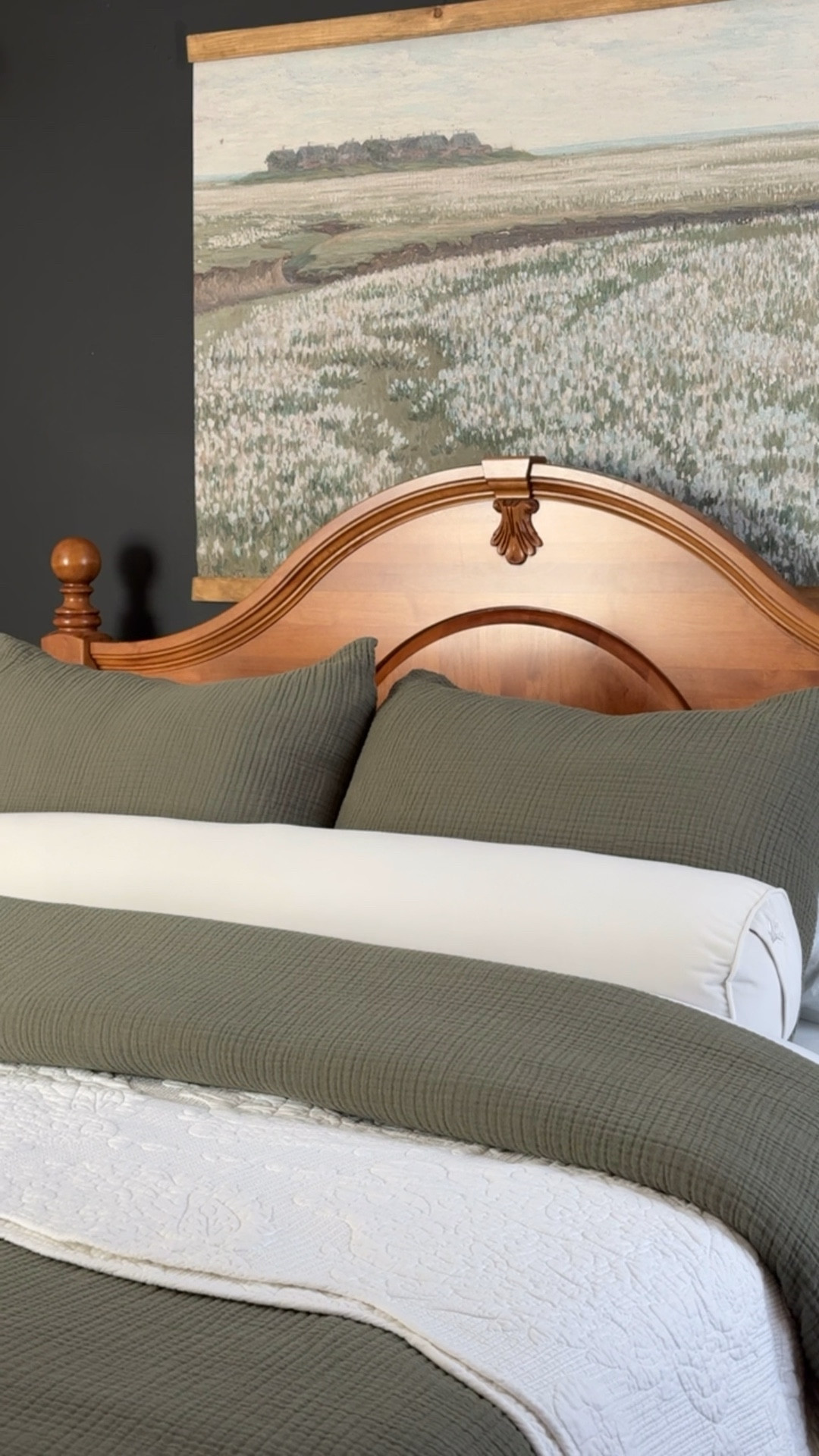 Linking everything I used in this surprise makeover for our surrogate! All of the bedding came from  @onequince … they have the BEST bedding. I’ve converted all of my family and friends, and you can’t beat the price. Linking my top picks! #ad #QuincePartner 

#LTKHome #LTKdayinmylife