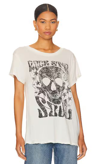 Skull And Flowers Tee in Bright White | Revolve Clothing (Global)
