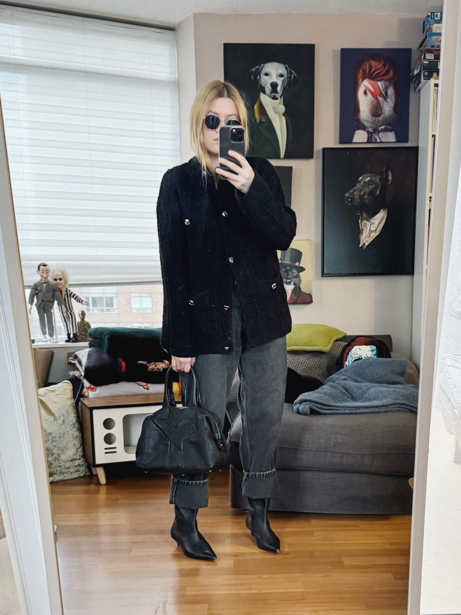 My long term goal is to get the majority of my wardrobe to be  secondhand and vintage. I’m at 50% with this outfit.  Same jeans belt and bag from yesterday.
The jeans are vintage, and the boots and bag are secondhand from eBay and a local consignment shop. 

 •
#winteroutfit #ysleasy #wintertrends #torontostylist #StyleOver40  #secondhandFind #fashionstylist #slowfashion #vintagestyle #fringejacket #FashionOver40  #vintagestyle #genX #genXStyle #shopSecondhand #genXInfluencer #genXblogger #secondhandDesigner #Over40Style #40PlusStyle 



#LTKStyleTip #LTKShoeCrush #LTKItBag