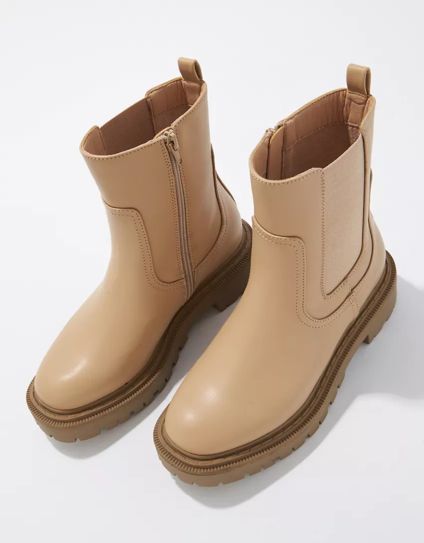 AE Chelsea Lug Boot | American Eagle Outfitters (US & CA)