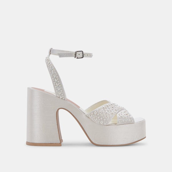 WESSI PEARL HEELS IN VANILLA PEARLS | DolceVita.com