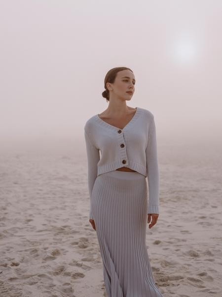 Cotton Shaker Cropped V-Neck Cardigan | 525 America