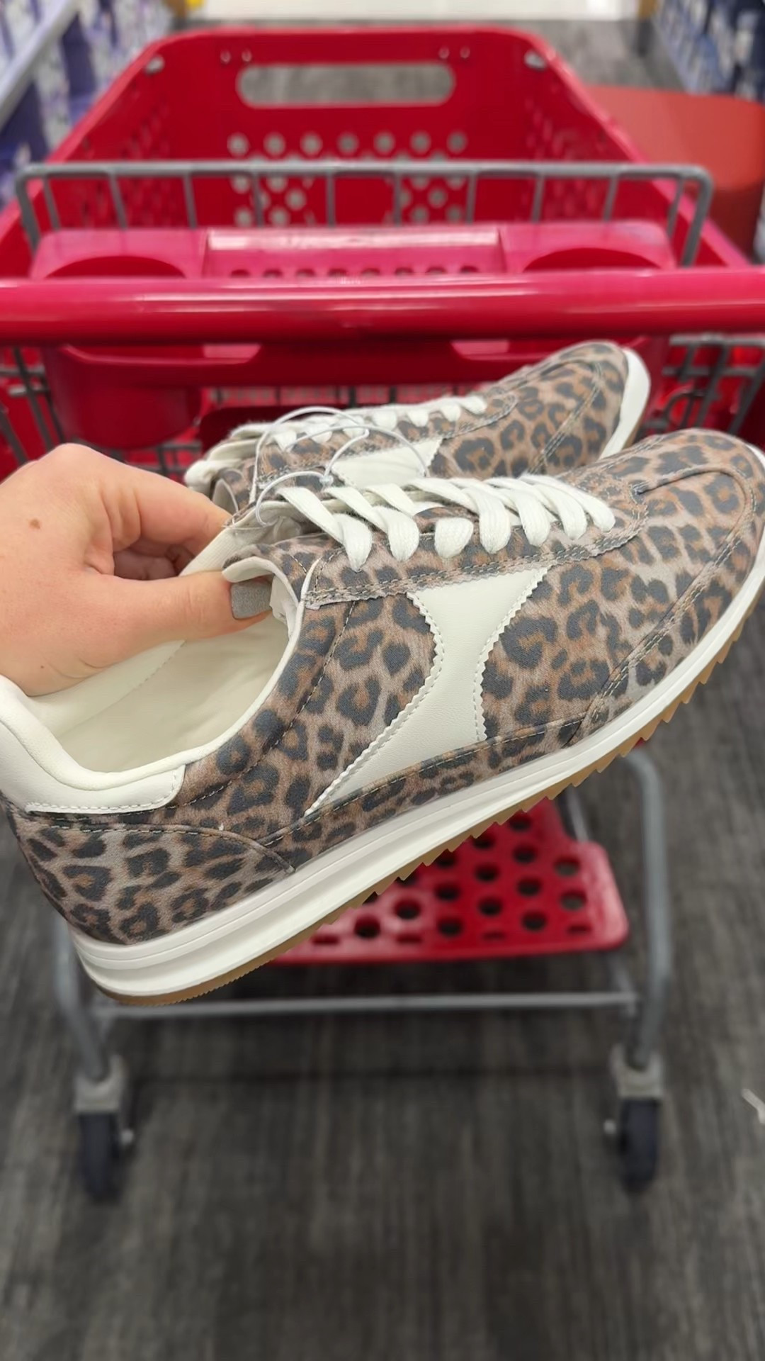 40% off shoes today only!

#LTKootd #LTKSaleAlert #LTKFindsUnder50