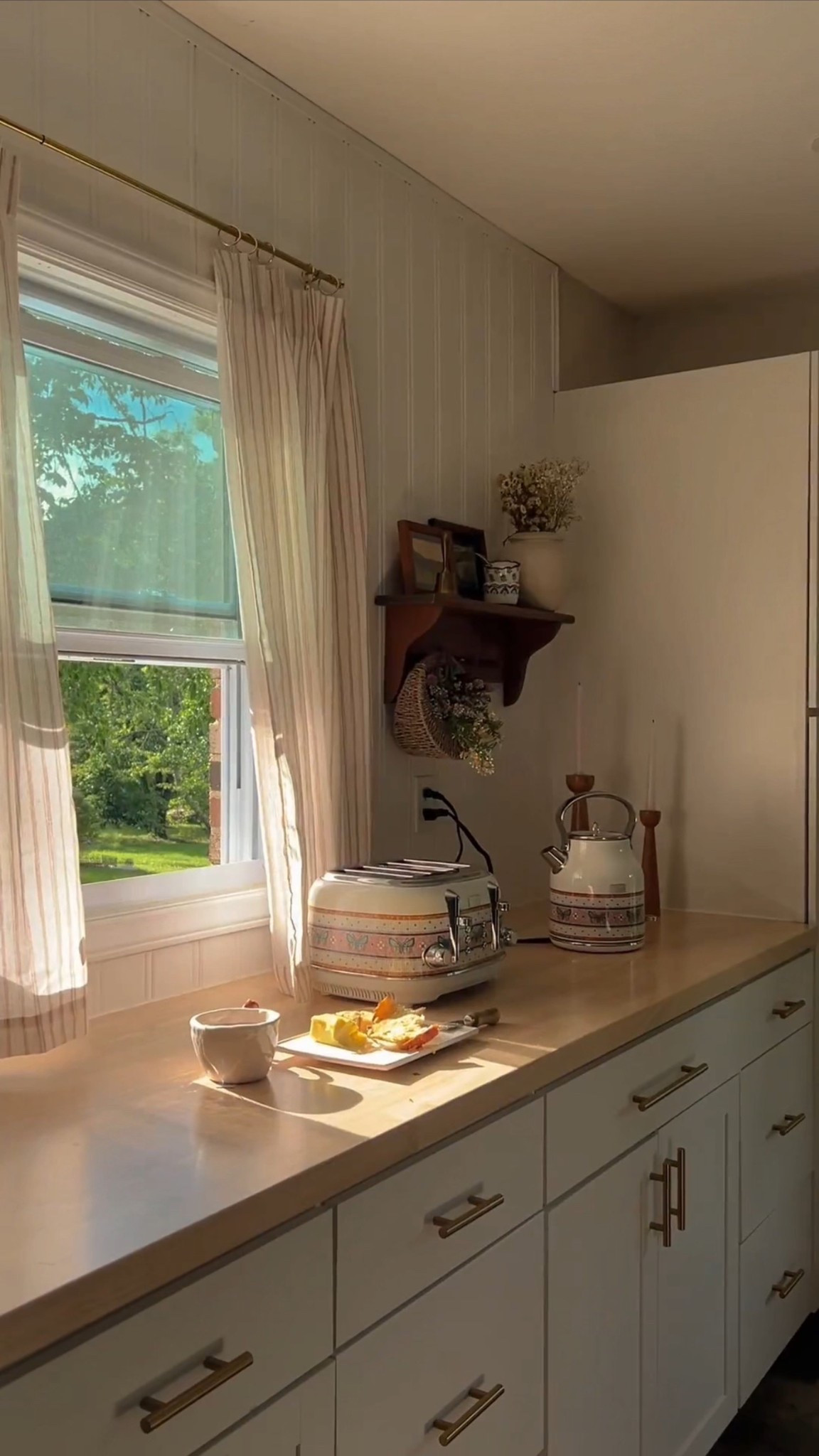 Toaster , cute toaster , pretty toaster, Anthropologie toaster 

#LTKGiftGuide #LTKSeasonal