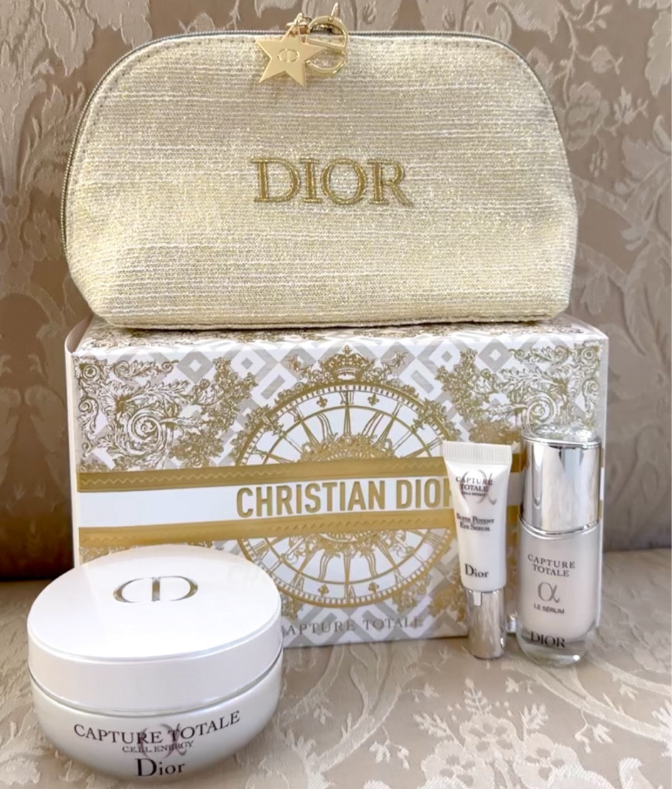 Dior Beauty Holiday Set🌟 Beautiful pouch & Dior Capture Totale Skincare

#LTKFindsUnder100 #LTKBeauty #LTKSeasonal
