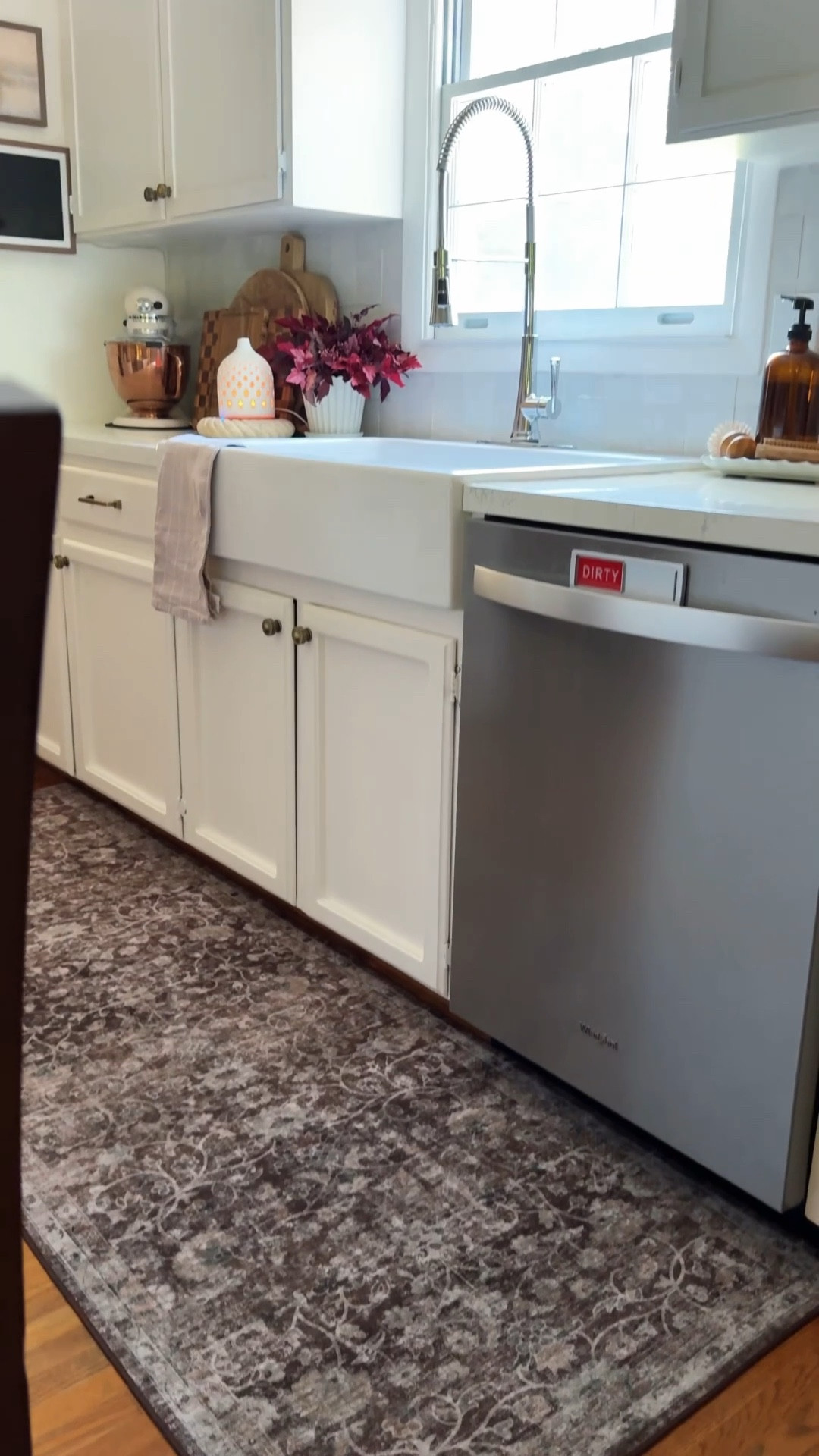 Vintage look runner 
Non skid backing 
Machine washable
Beautiful vintage look 
Neutral deep brown tones- perfect for fall! 

#LTKHome #LTKSeasonal #LTKStyleTip