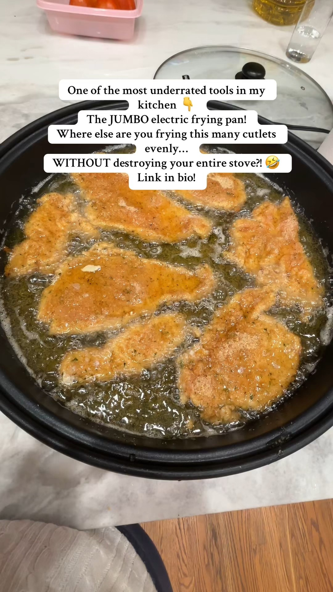 IDK who needs to hear this… but if you’re still frying cutlets on the stovetop, you’re working WAY too hard 😂
This jumbo electric frying pan cooks everything evenly and keeps my kitchen CLEAN.
Total game changer.
👉 Link in bio!

#amazonhome #cutlets #giftideas #momcooking #familydinner #cookwithme #amazonfinds2025

#LTKmomlife #LTKfoodie #LTKHome