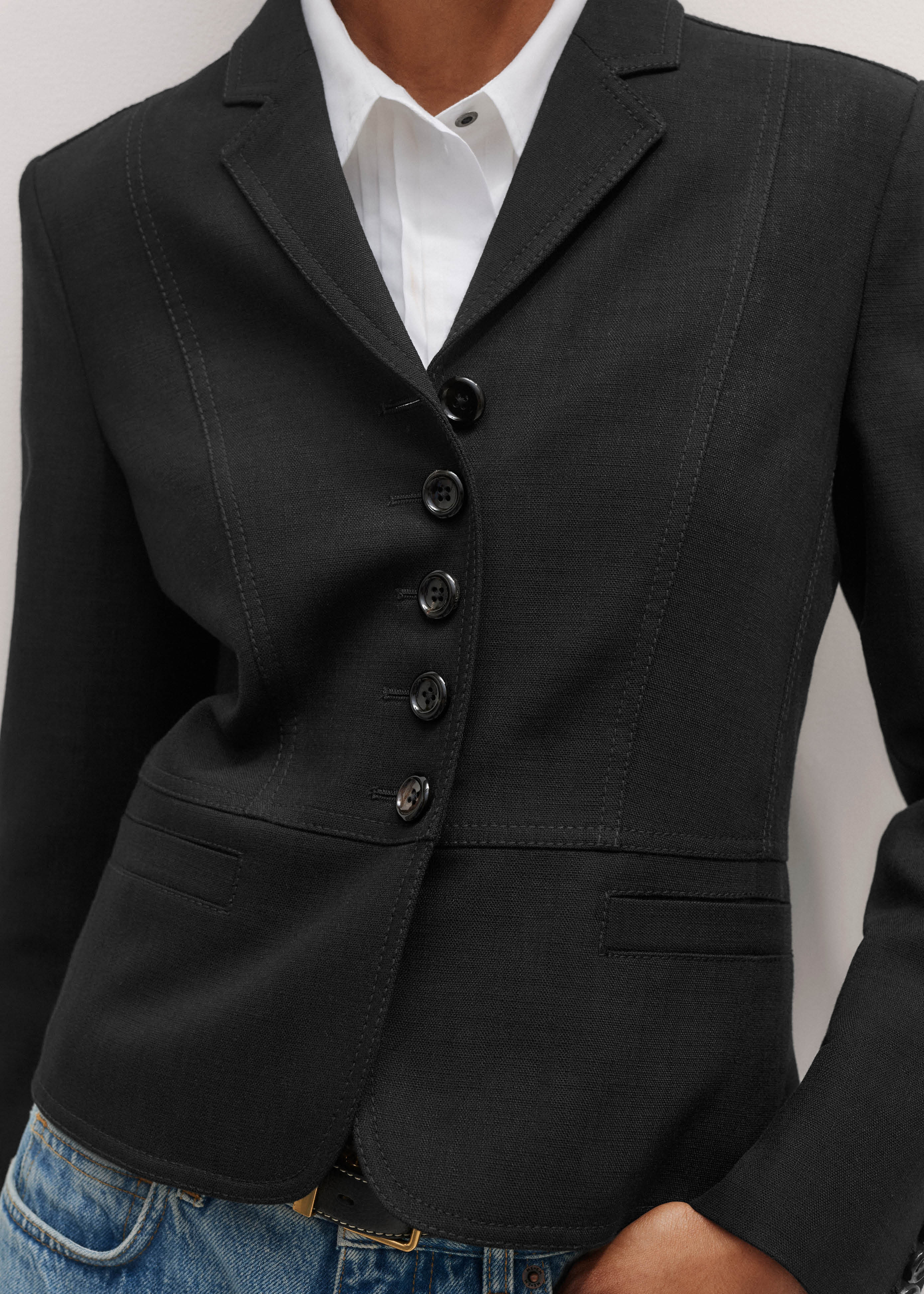 Contrast Topstitch Short Fitted Blazer Viscose-Blend Tailoring Fabric | ME+EM US