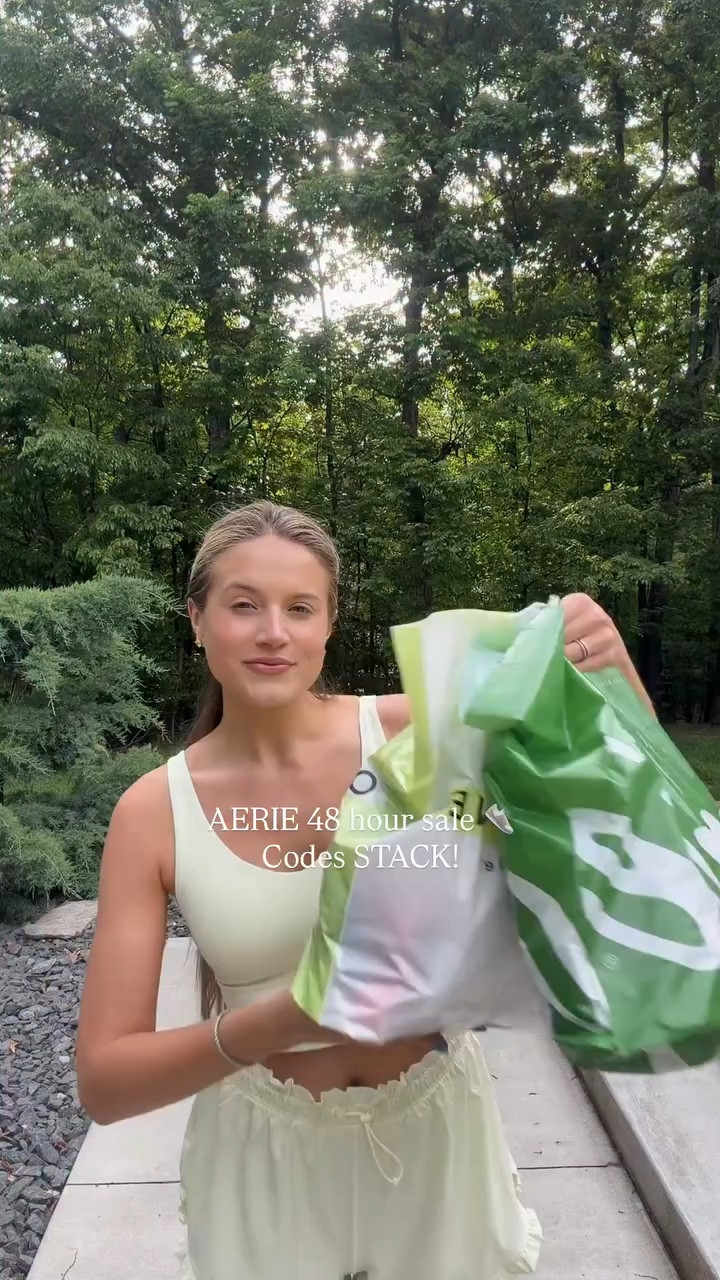 I rambled for over minute for good reason… you do NOT want to miss this @aerie 48 hour sale where CODES stack!! I shared a haul earlier this week and went back because HELLO 👟☀️🍋‍🟩🍑🥭

Comment WANT to shop directly!

#aerie #springstyle #activewear #aeriereal