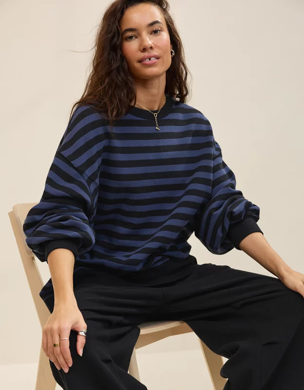 Aerie Go-To Sweatshirt | American Eagle Outfitters (US & CA)