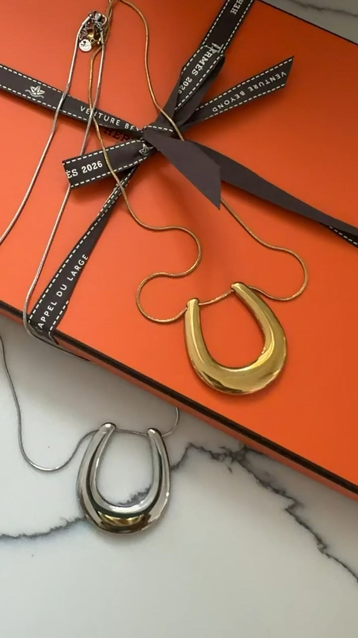 This horseshoe necklace is too good!! The quality is so nice AND it’s Amazon! 

Amazon finds, Amazon jewelry, Western necklaces, Horseshoe necklace, Looks for less, Fall outfits women, Emily Gemma

#LTKgrwm #LTKBeauty #LTKdayinmylife