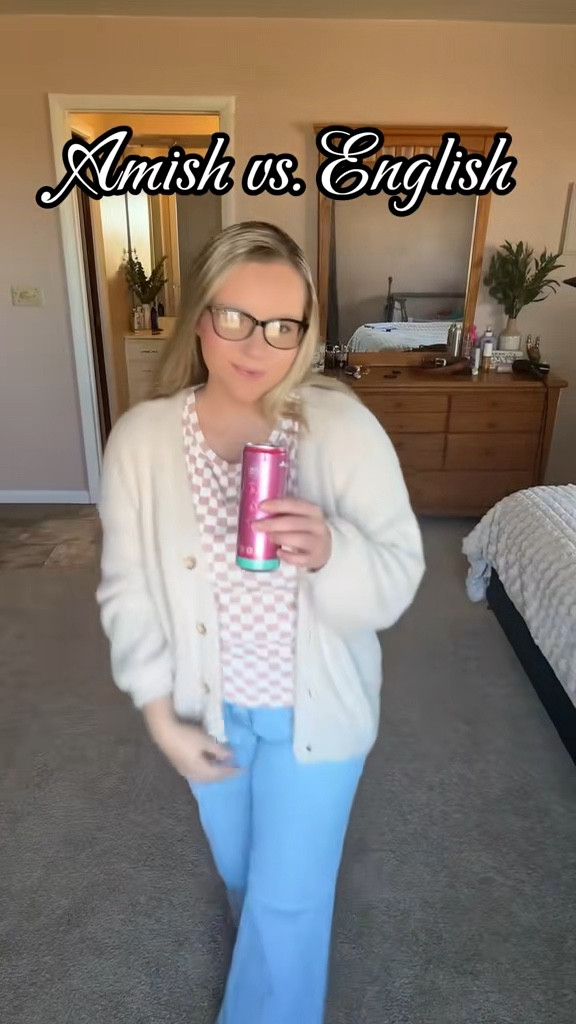 Such a good comfy + stylish outfit! All linked! 

#LTKmomlife #LTKFindsUnder50 #LTKootd