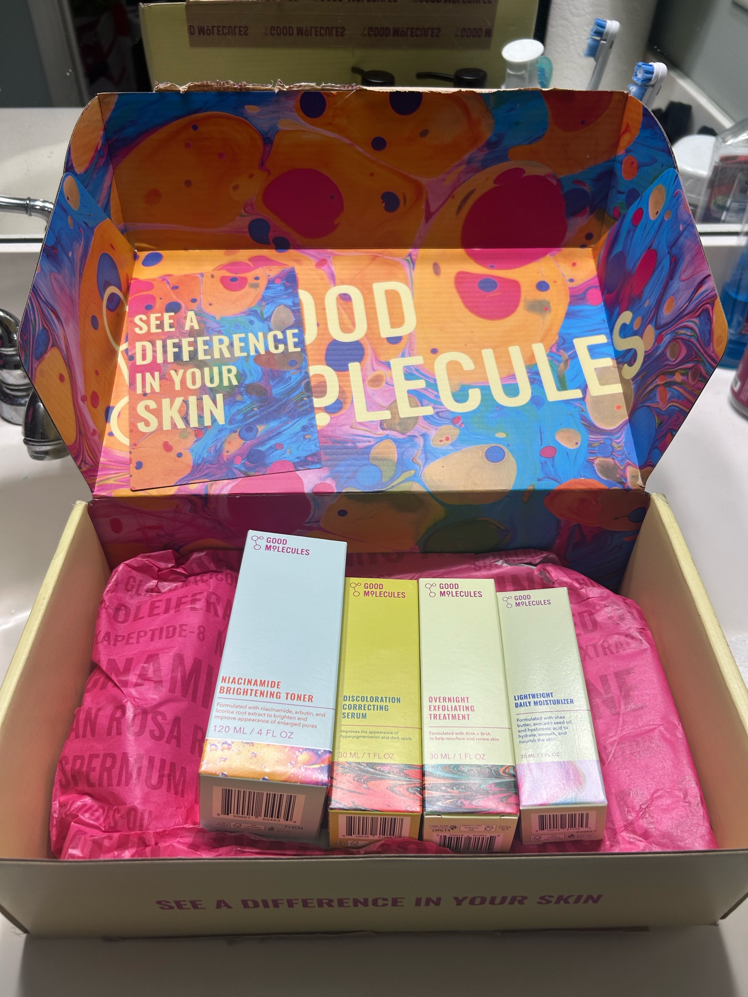 My Skincare Products I use in my morning/night skincare  routine. I love good molecule products they are affordable but works magic! 
-skincare, skincare routine,  good molecule, serums, toner, moisturizer -