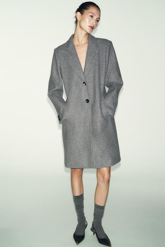SOFT SHOULDER PAD COAT | Zara UK