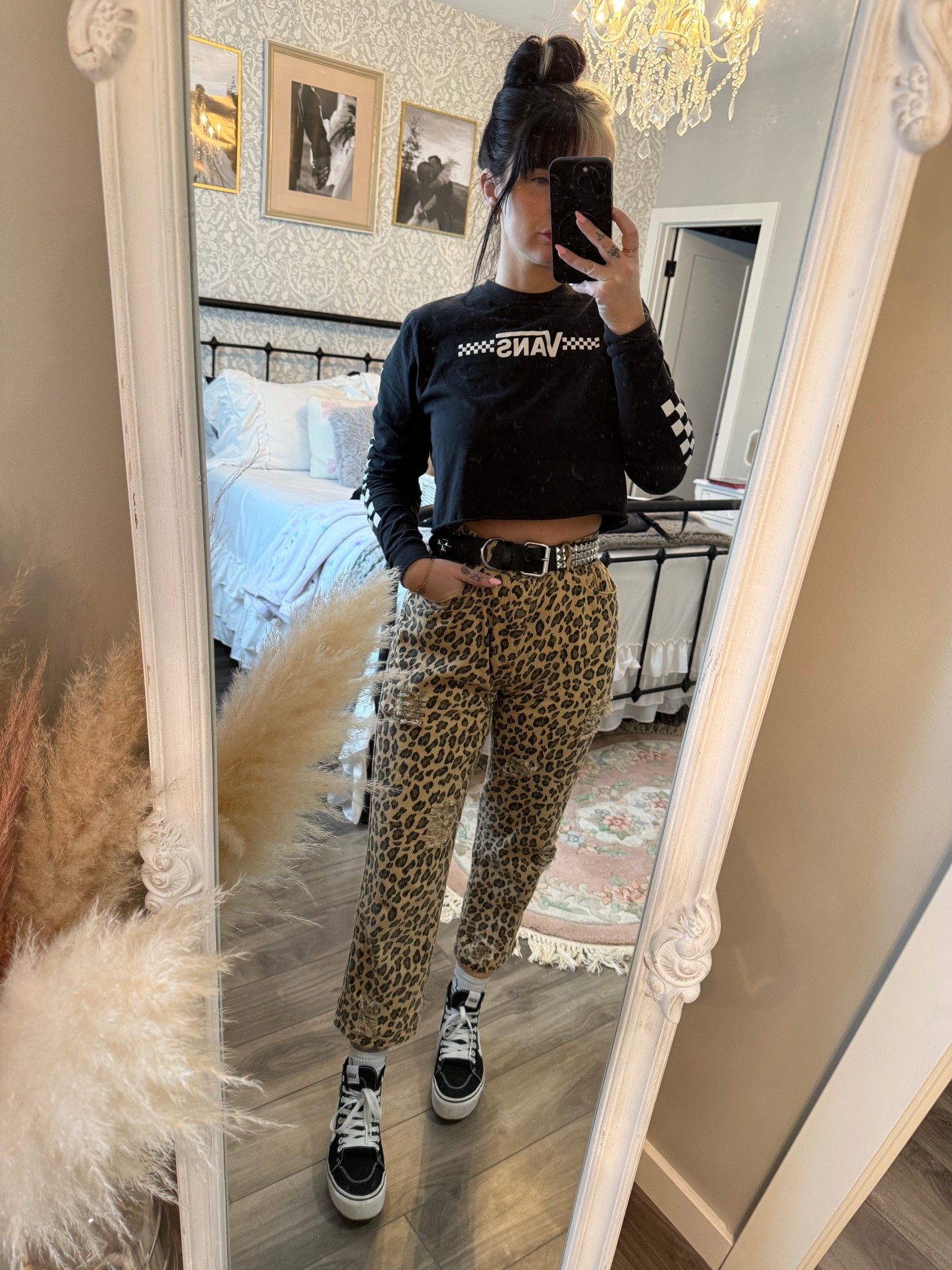 Casual skater fit

Shirt: vans long sleeve (thrifted)

#LTKootd #LTKgrwm