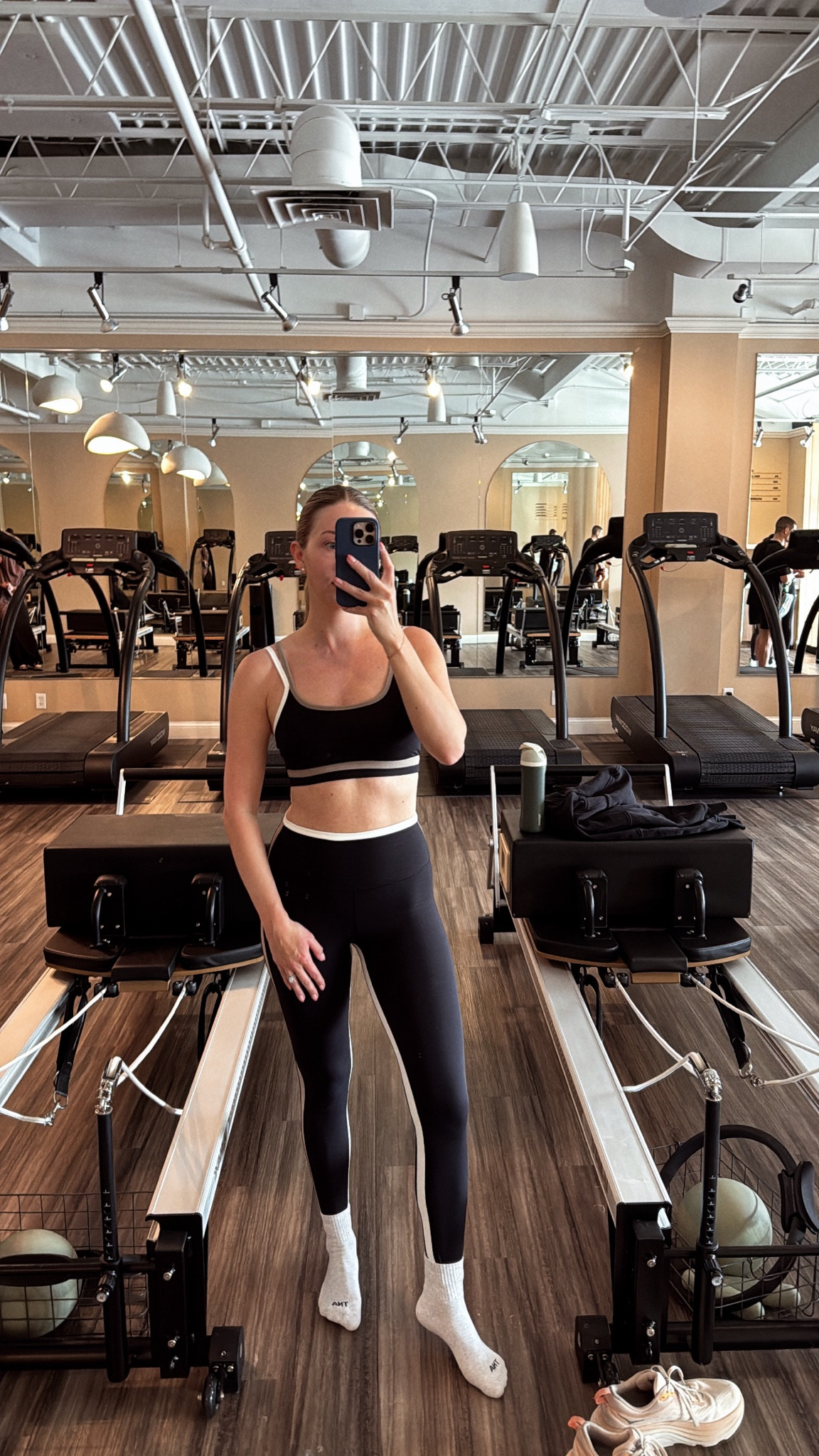 love this splits59 matching set for Pilates 
Wearing size small in both

#LTKFitness #LTKFindsUnder100 #LTKStyleTip