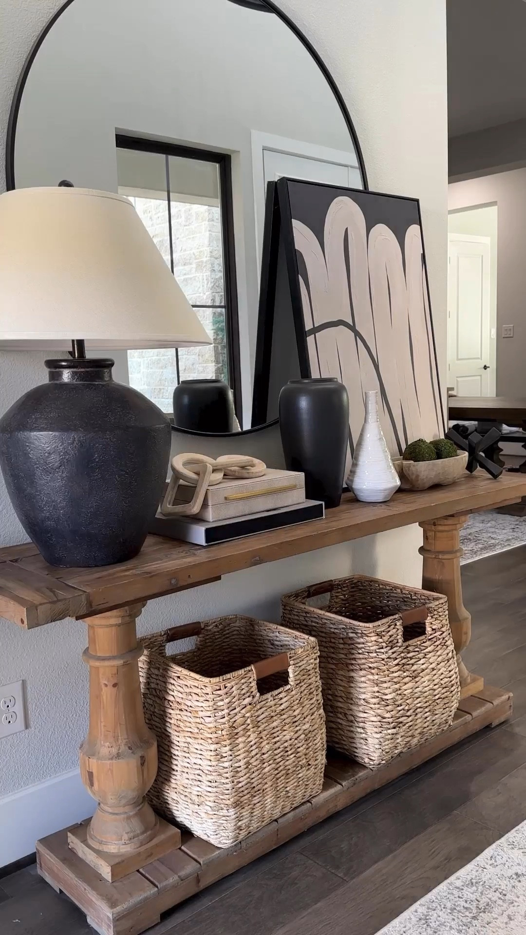 Console table styling! #ltkvideo

Lee Anne Benjamin 🤍

#LTKsalealert #LTKhome #LTKunder100