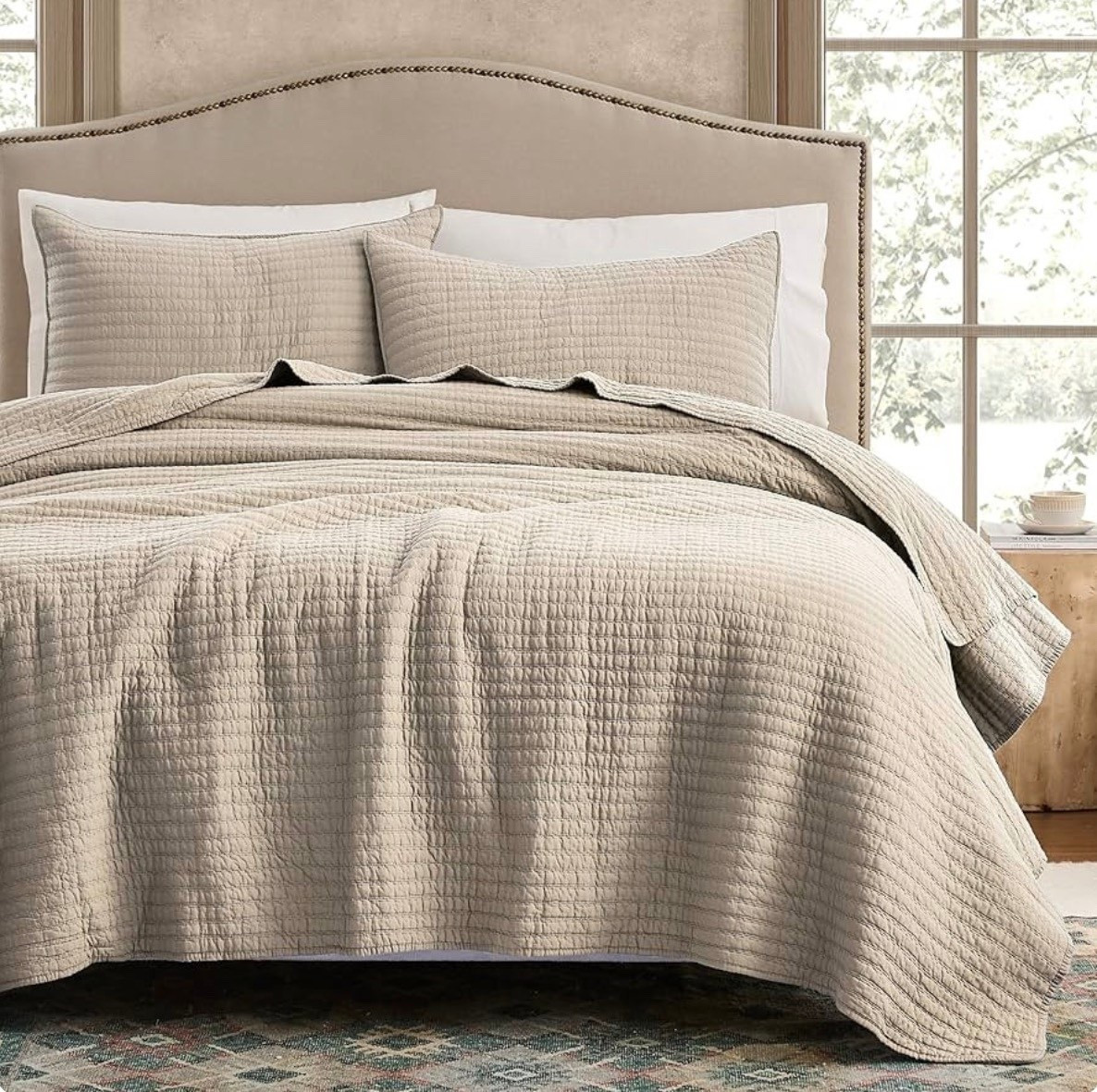 100 percent cotton quilt set, washed cotton, waterproof dog blanket 
Amazon 