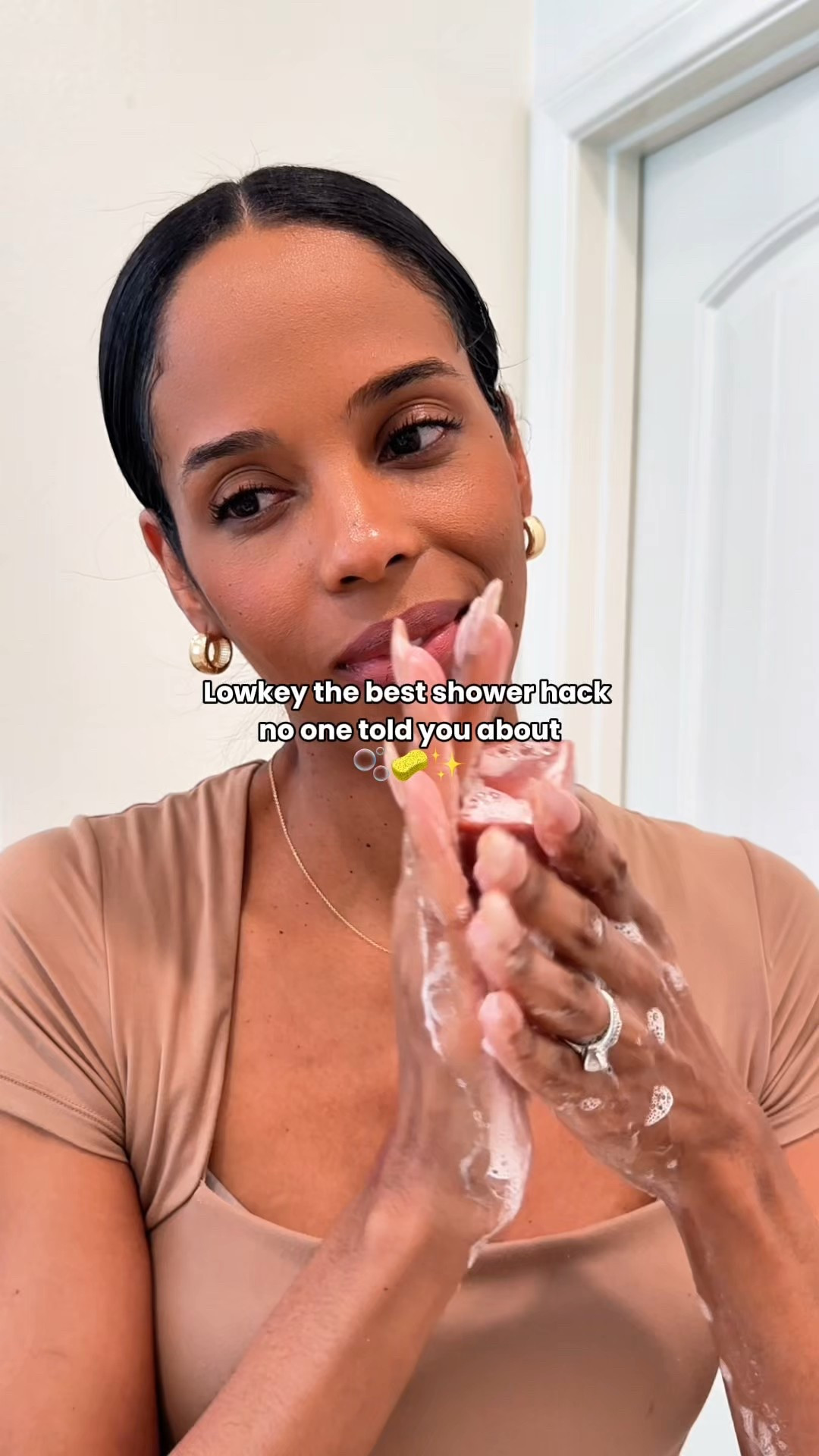 Loofahs? 🚮 The Uzari U-Scrub Exfoliator (inspired by the African Net Sponge) >>>> ✨ Quick-dry mesh = no bacteria trap. Machine-washable. Lasts up to a year. Smooth, glowy skin every shower. 💎
Shop my shower glow-up!

African net sponge, summer skincare, body care, body wash, uzari, everything shower, skin care

#LTKFindsUnder50 #LTKFindsUnder100 #LTKBeauty