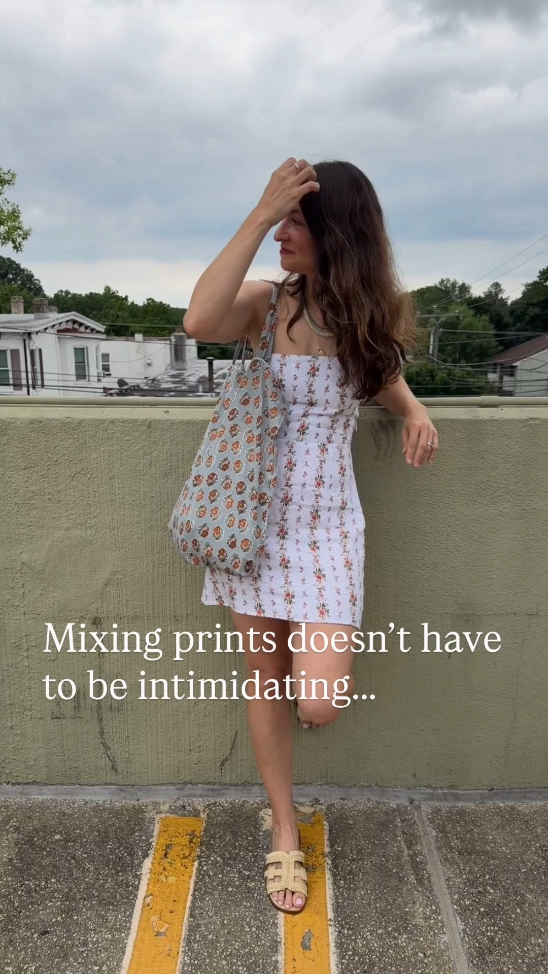 Mixing prints doesn’t have to be intimidating. The trick: keep the color palette connected (this dress and bag both lean towards lighter & softer colors but they’re not an exact match) and vary the scale — small floral, bigger block print. That’s really it. Linking similar dresses and a few other easy print-mixing pieces here 🩷 

Linen dress, summer outfit

#LTKgrwm #LTKootd #LTKstorytime