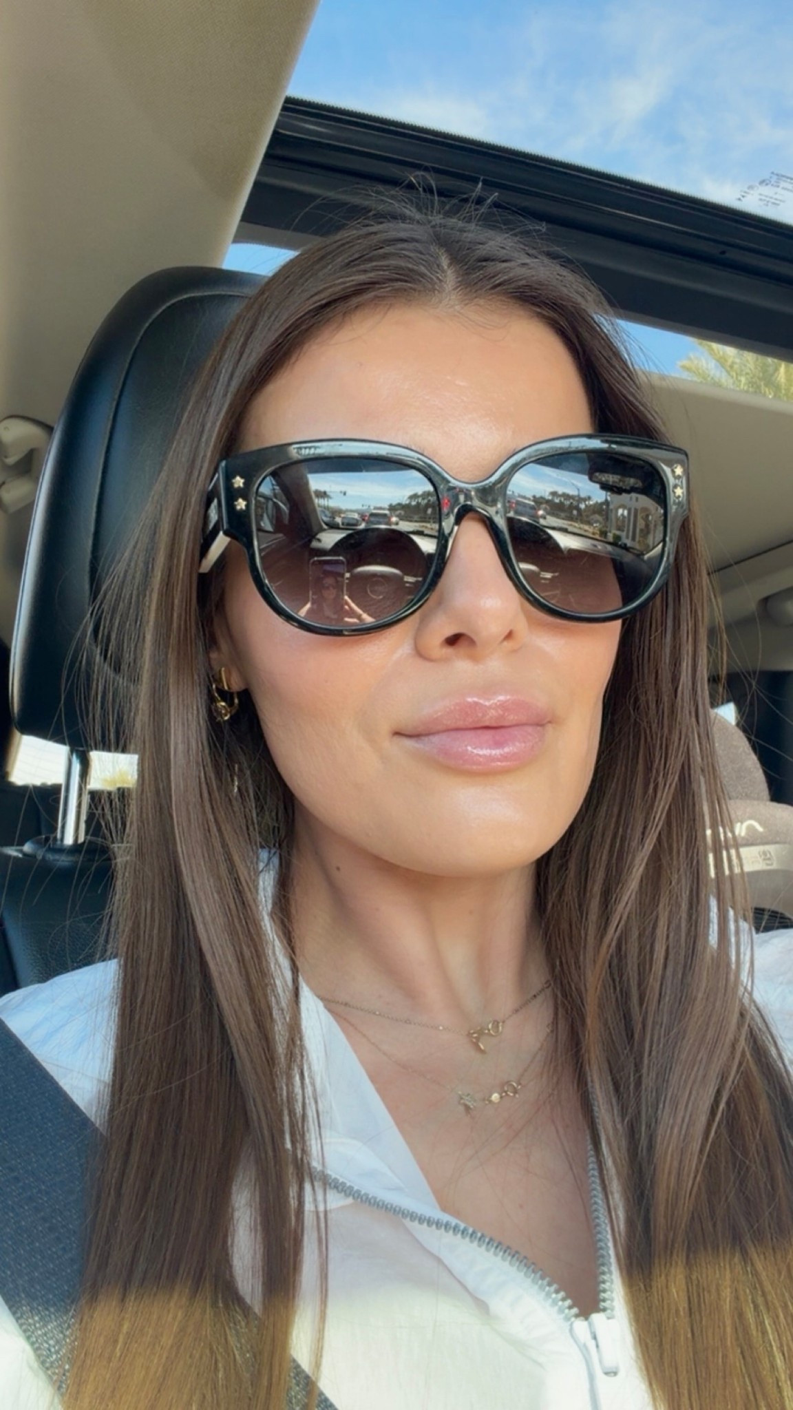 Favorite sunglasses that have me in a chokehold

#LTKSeasonal #LTKgrwm #LTKmomlife