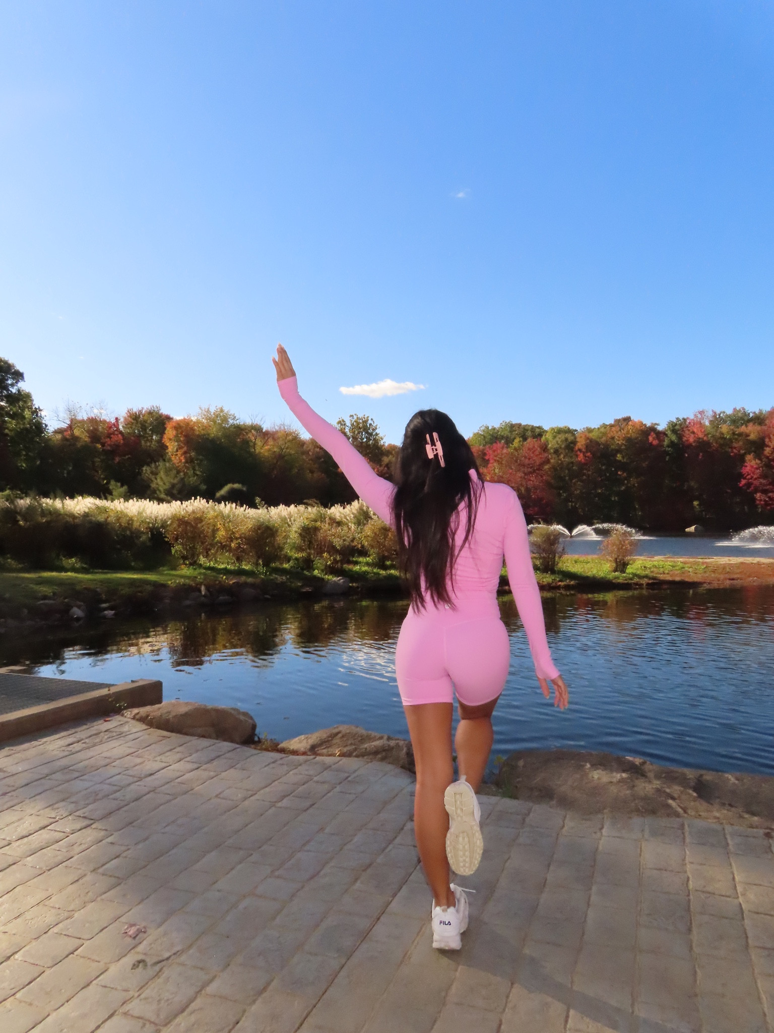 The cutest 3 piece workout set from Astoria Activewear! Get this same set or mix&match with different styles. #ad

#LTKFindsUnder50 #LTKActive #LTKStyleTip