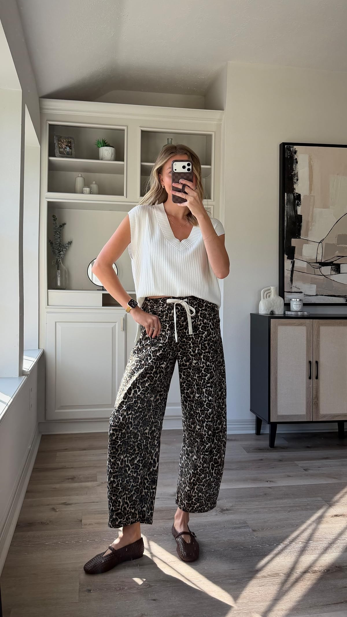Cute, casual fall outfit | wearing size small in jeans and sweater top
 

 #LTKootd