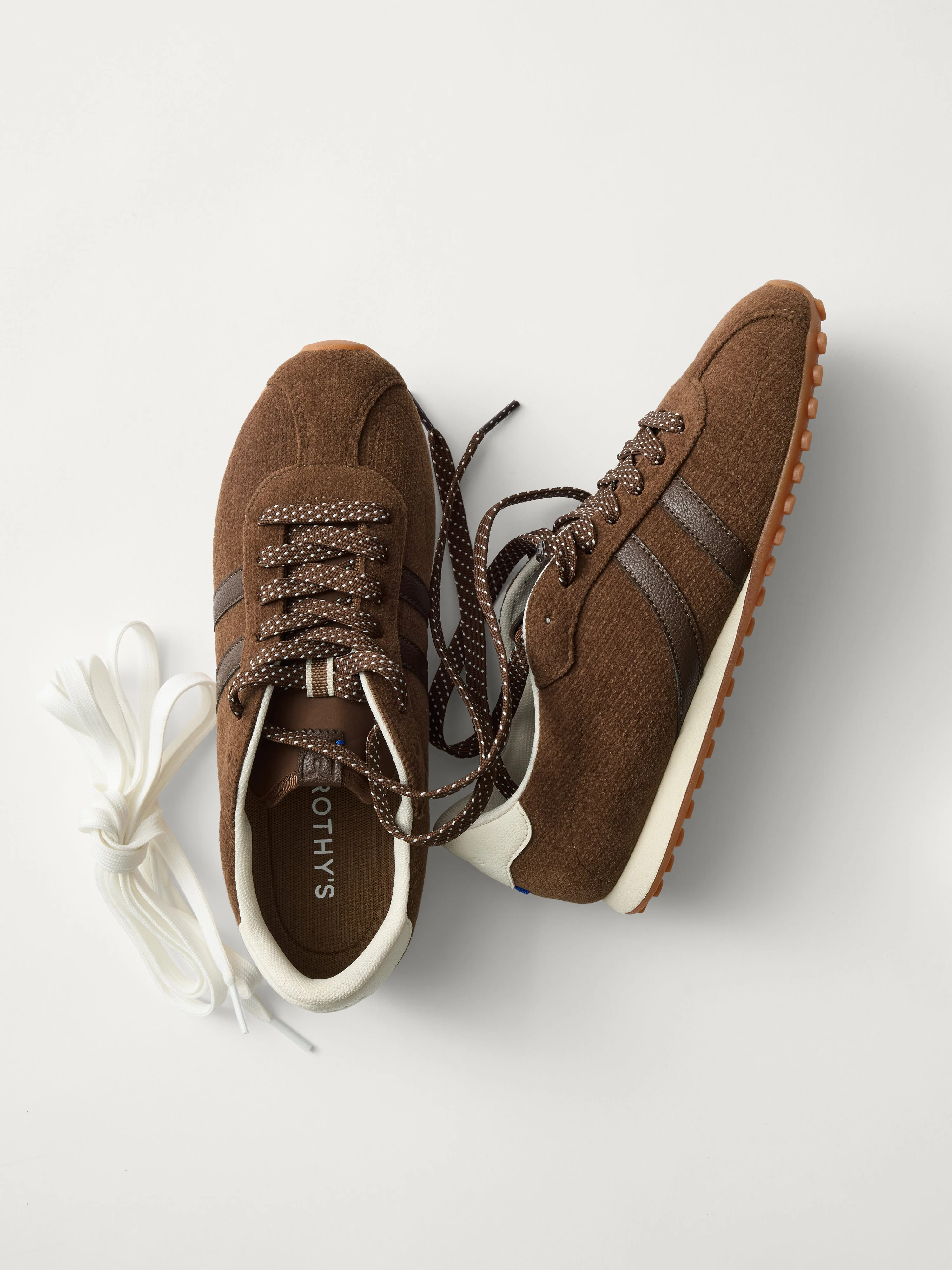 Women's Ivy Sneaker in ReVelvet™ Cinnamon | Rothy's | Rothy's