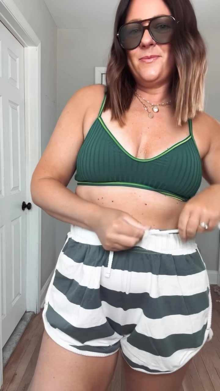 Every time I walk into AERIE I leave wanting EVERYTHING 🤭 The 35% off sale is way too good right now!! So many cute matching sets, comfy basics, and summer pieces I immediately needed in my closet ☀️🛍️ Which one is your favorite?!

#Aerie #AerieFinds #AerieStyle #AerieSale #AffordableFashion #SummerStyle #CasualOutfits #FashionReels #OOTD #EverydayStyle #AerieTryOn #SaleFinds