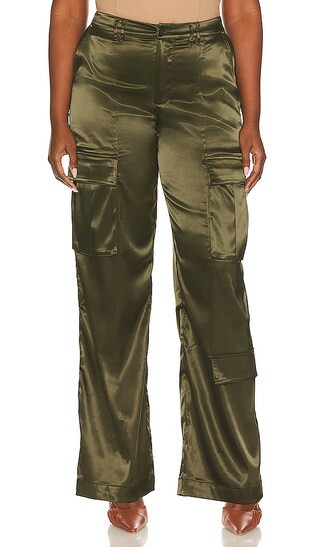 REMI x REVOLVE Sydney Cargo Pant in Olive. - size 3X | Revolve Clothing (Global)