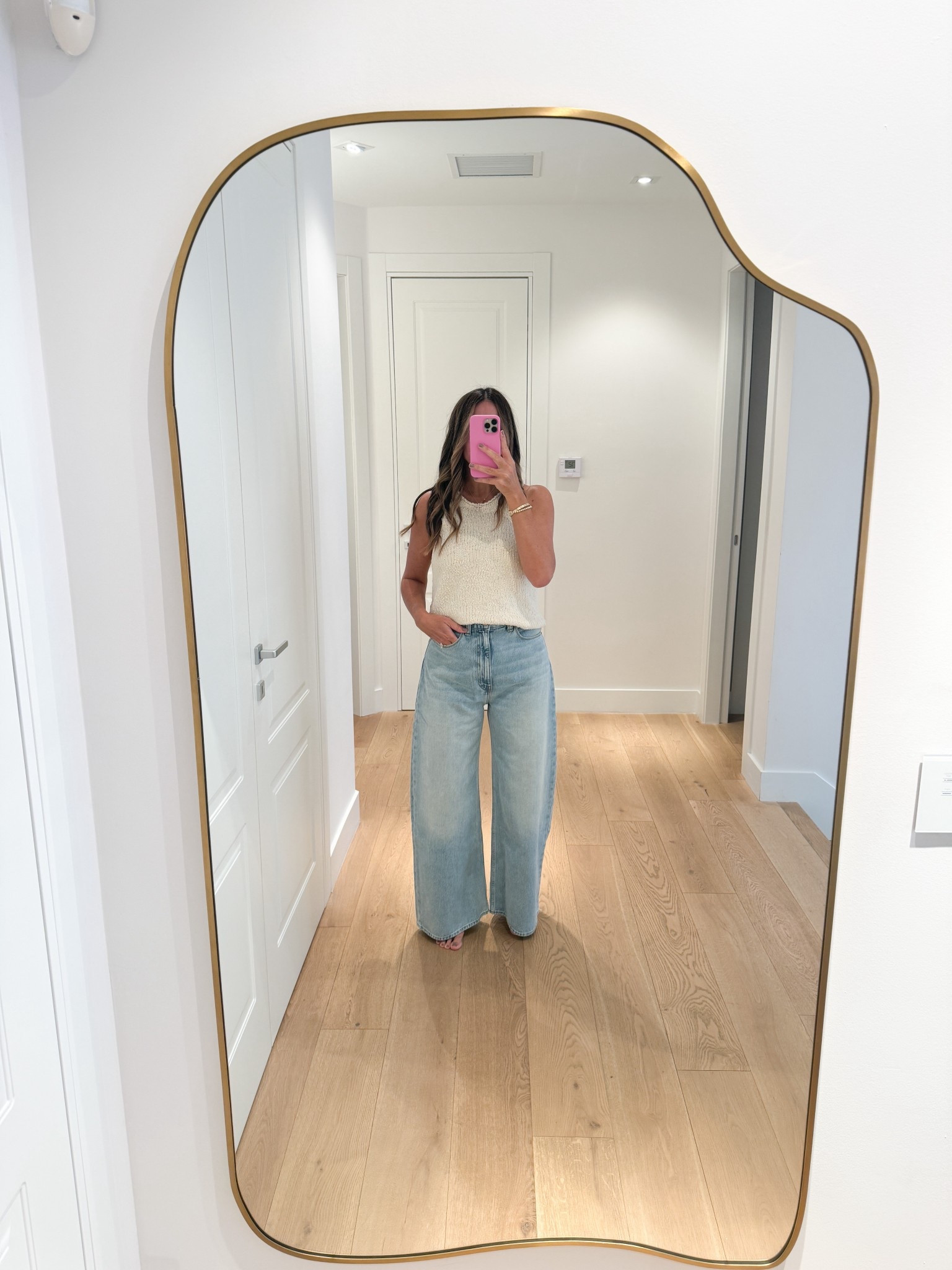 BEST baggy jean alert 🚨 They run true to size  

#LTKootd #LTKmomlife #LTKOver40