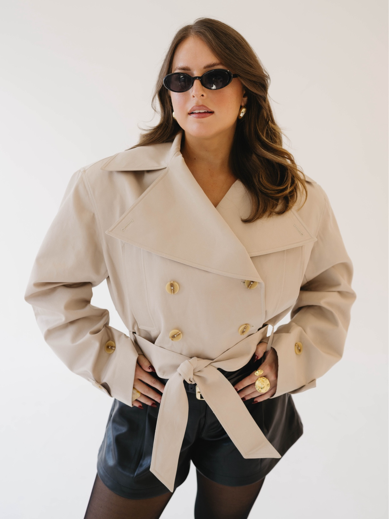 cropped trench coat | fall fashion inspo 

#LTKWorkwear #LTKStyleTip #LTKSeasonal